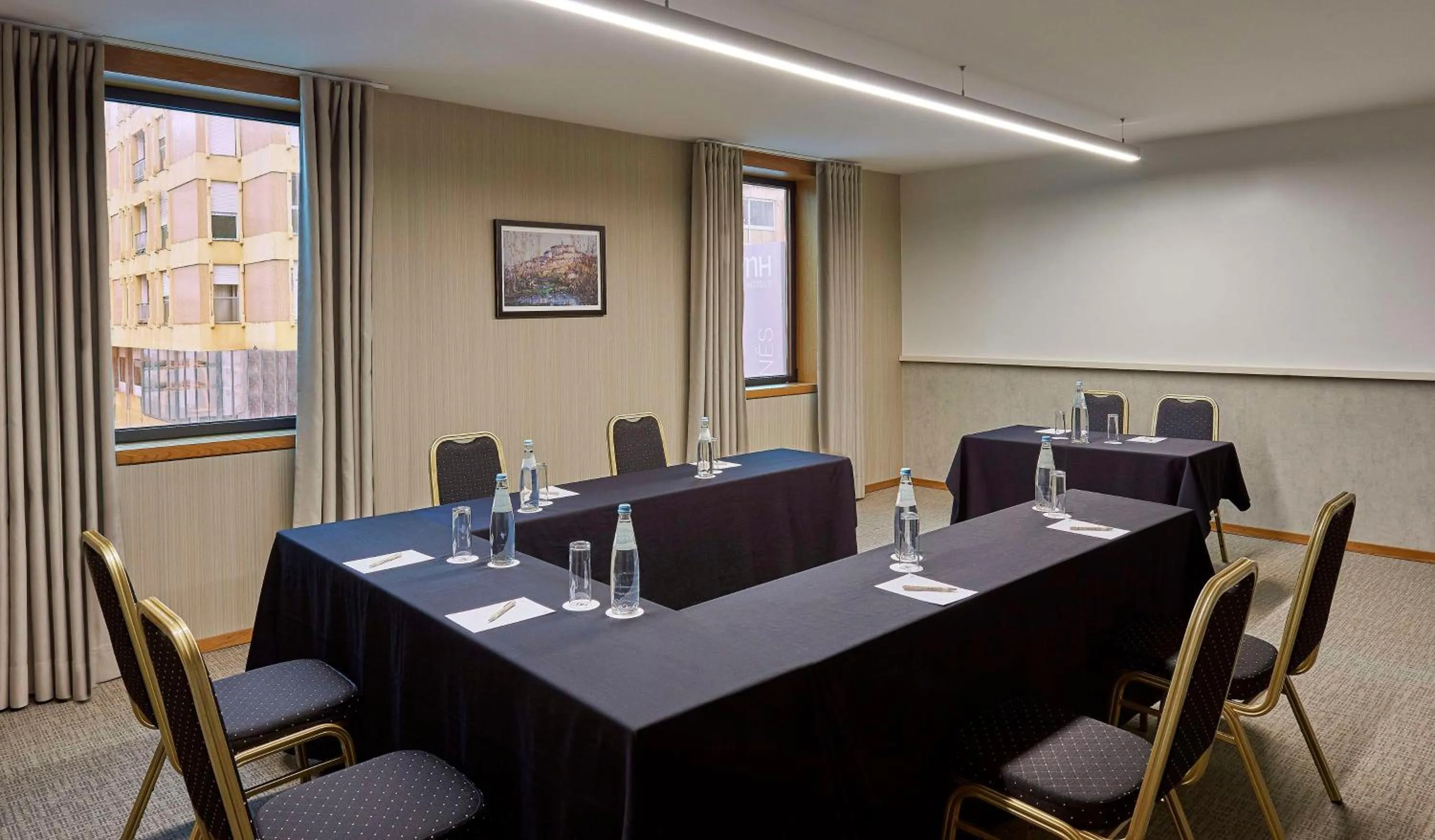 Meeting/conference room in NH Coimbra Dona Ines