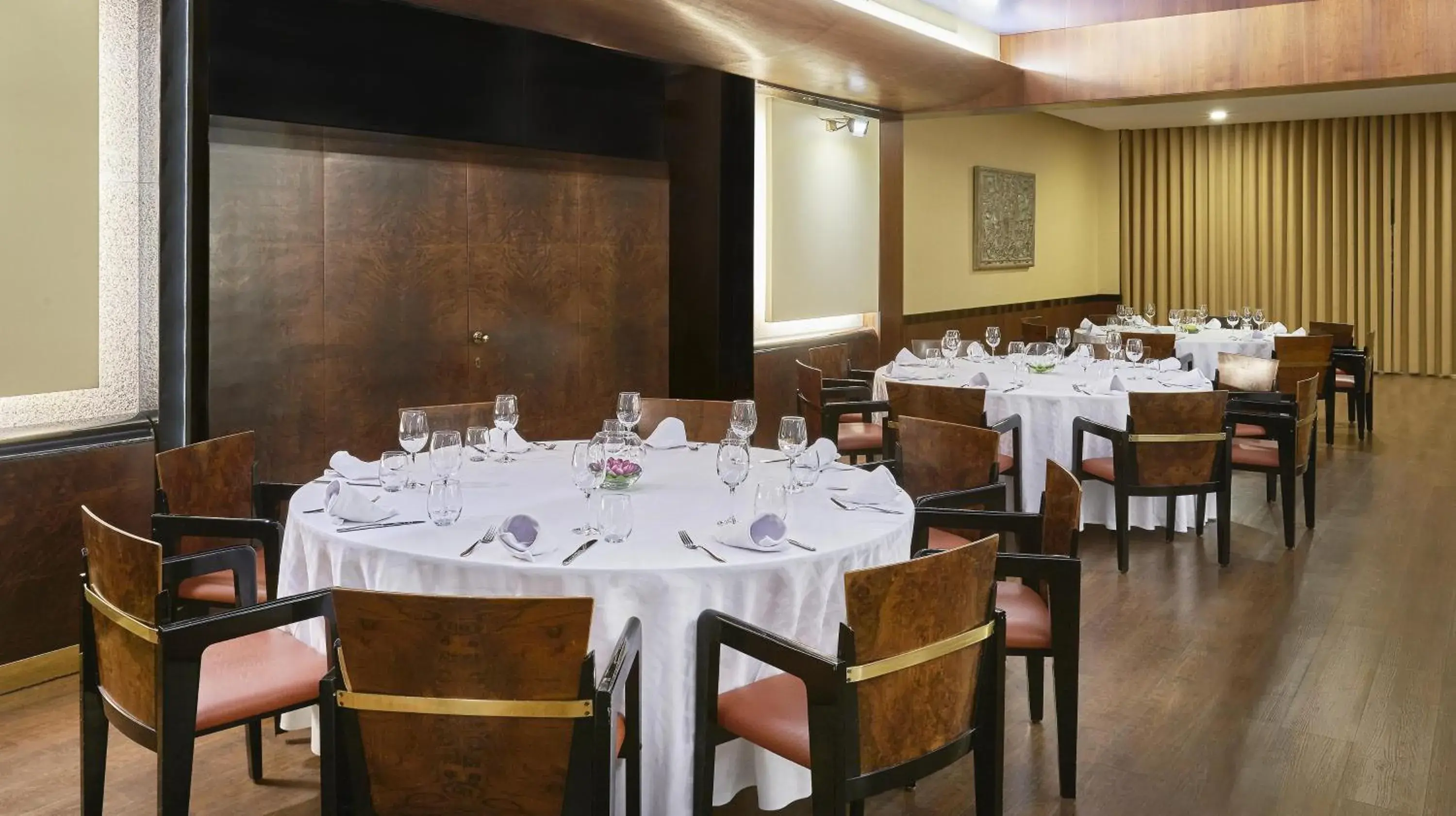 Restaurant/places to eat in NH Coimbra Dona Ines Restaurant/places to eat in NH Coimbra Dona Ines