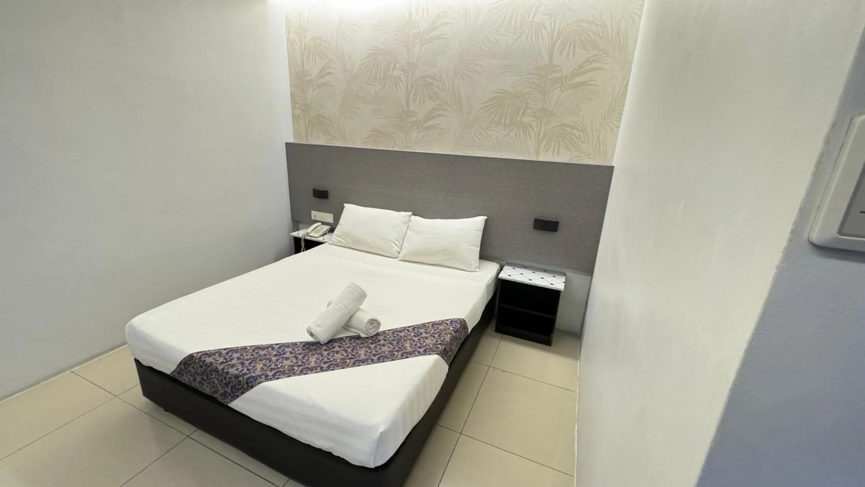 Bed in Best View Hotel Puchong