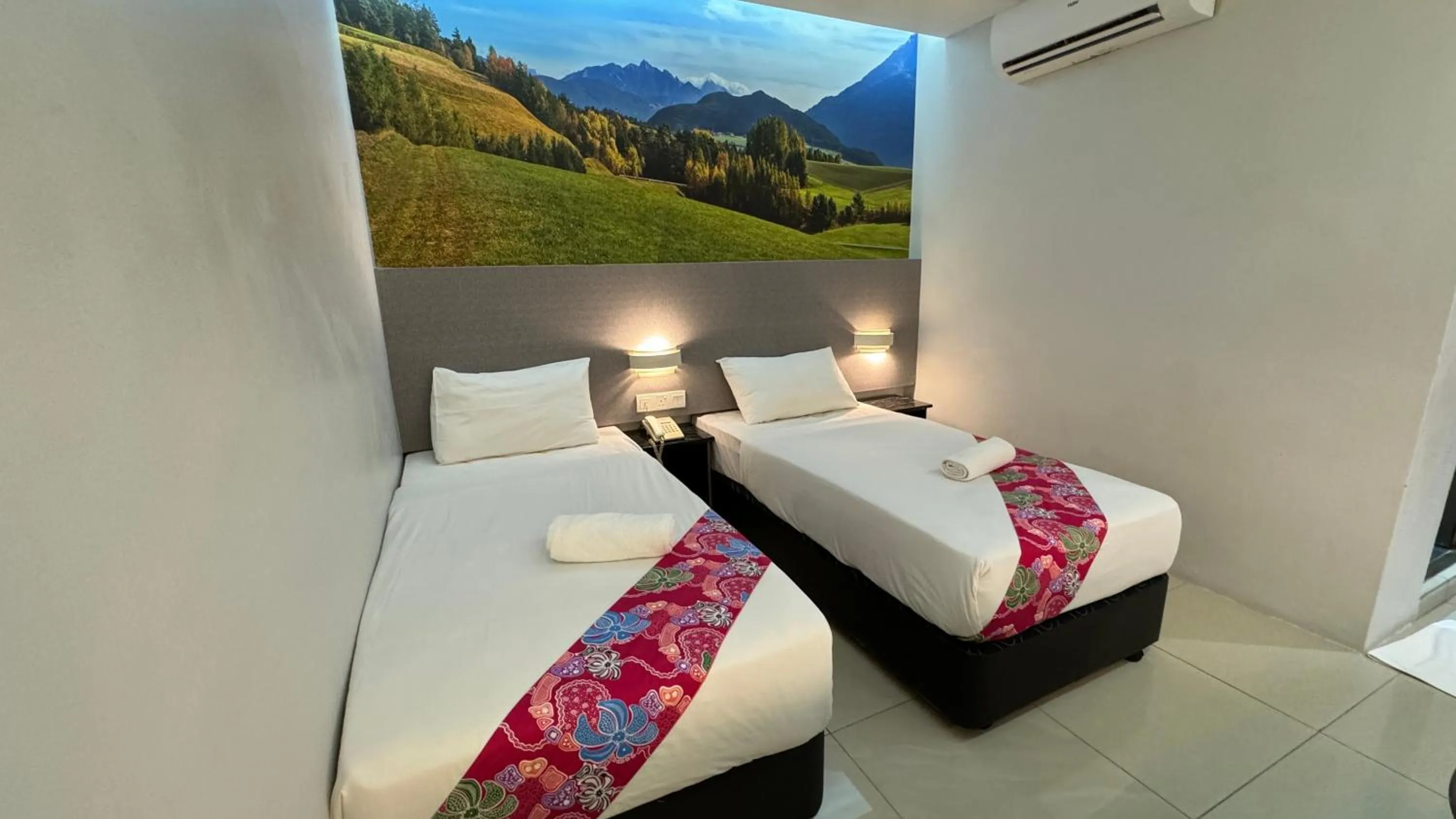 Bed in Best View Hotel Puchong