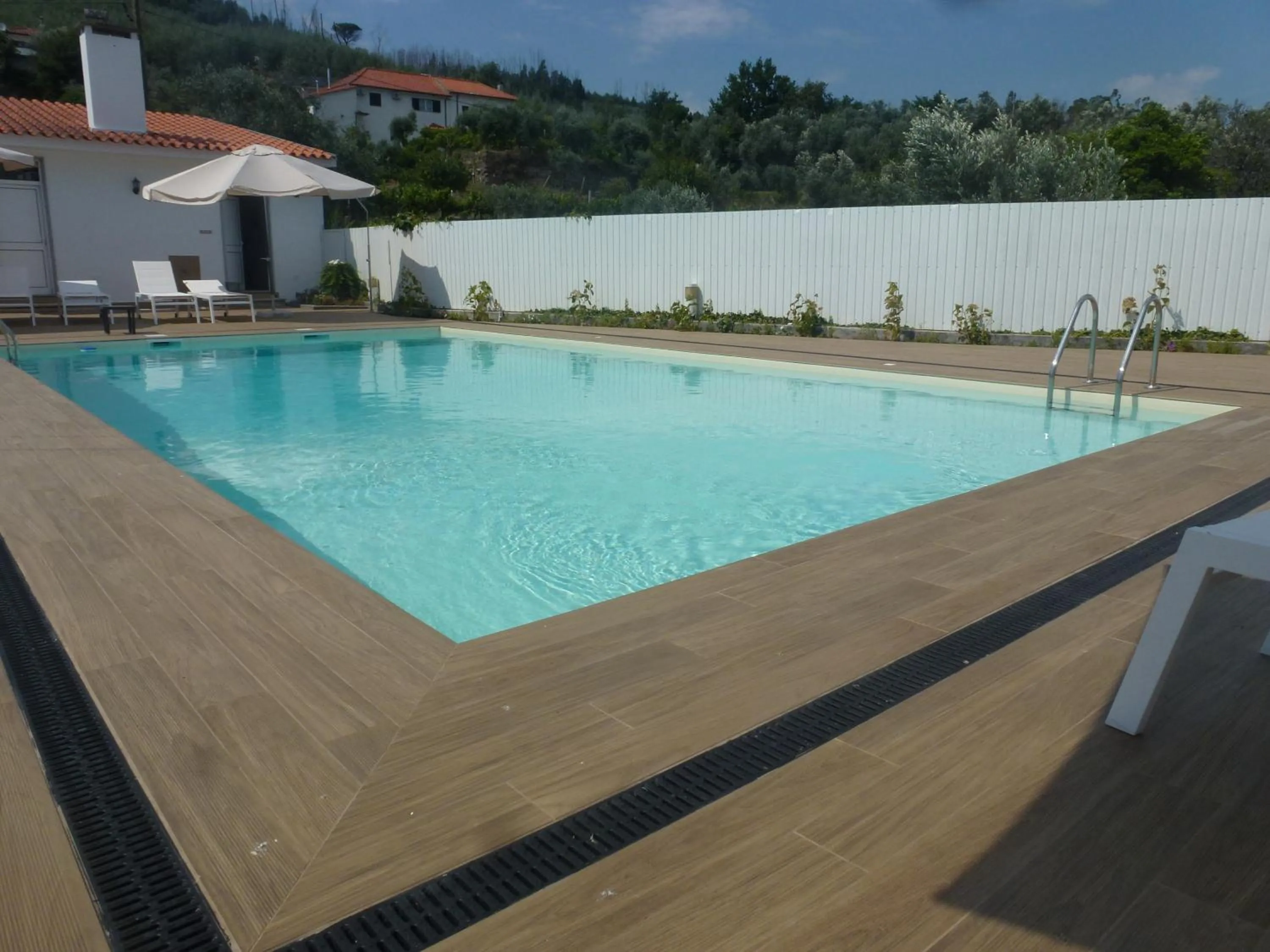 Swimming pool in Hotel Pantanha Nature & Fitness