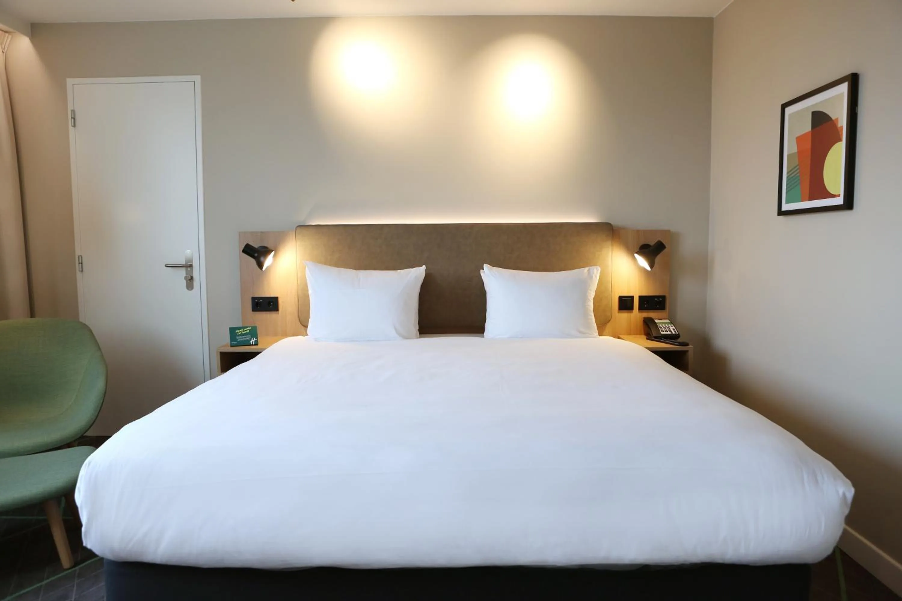 Bedroom in Holiday Inn The Hague - Voorburg, an IHG Hotel