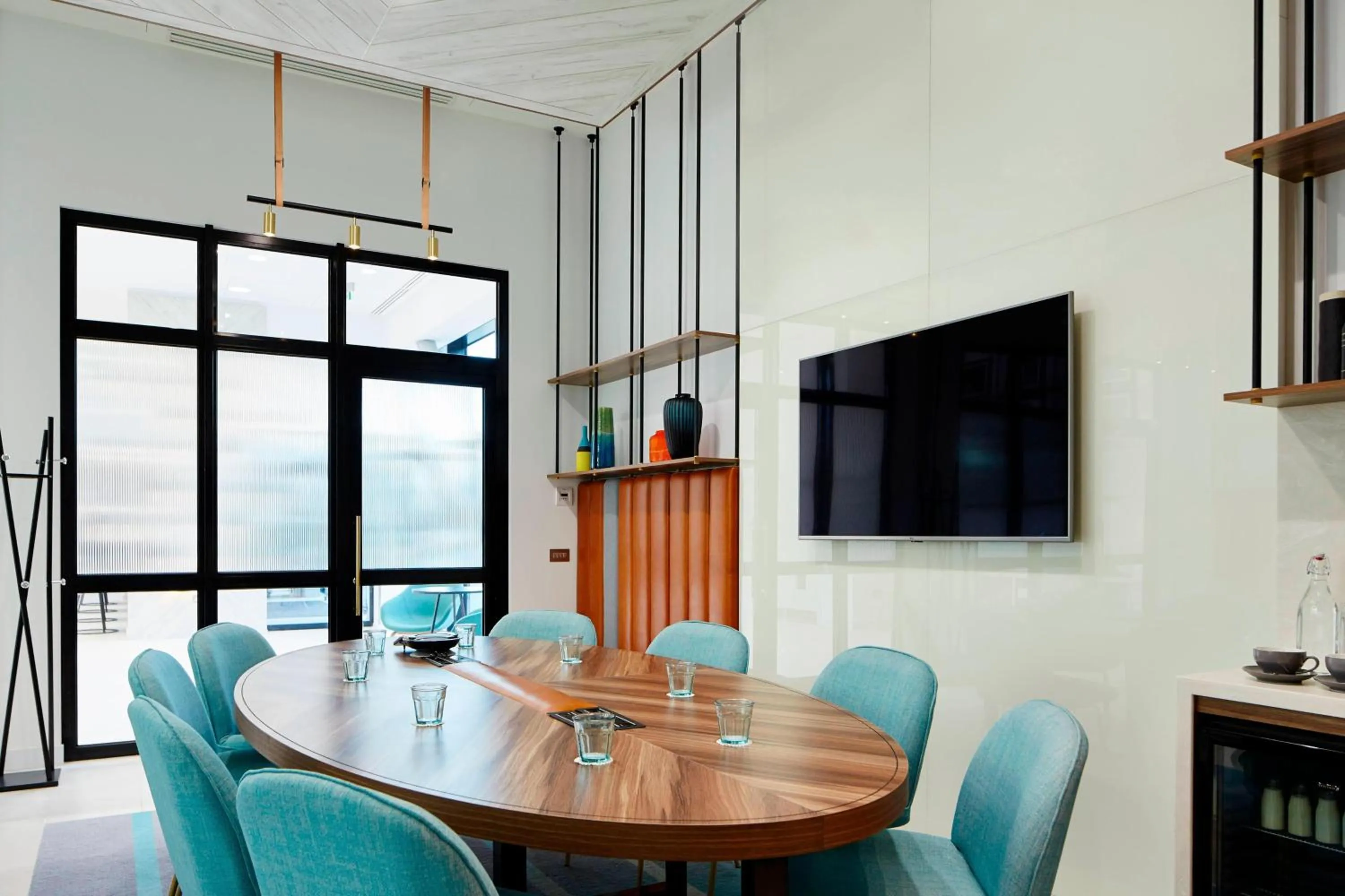 Meeting/conference room in Courtyard by Marriott Luton Airport