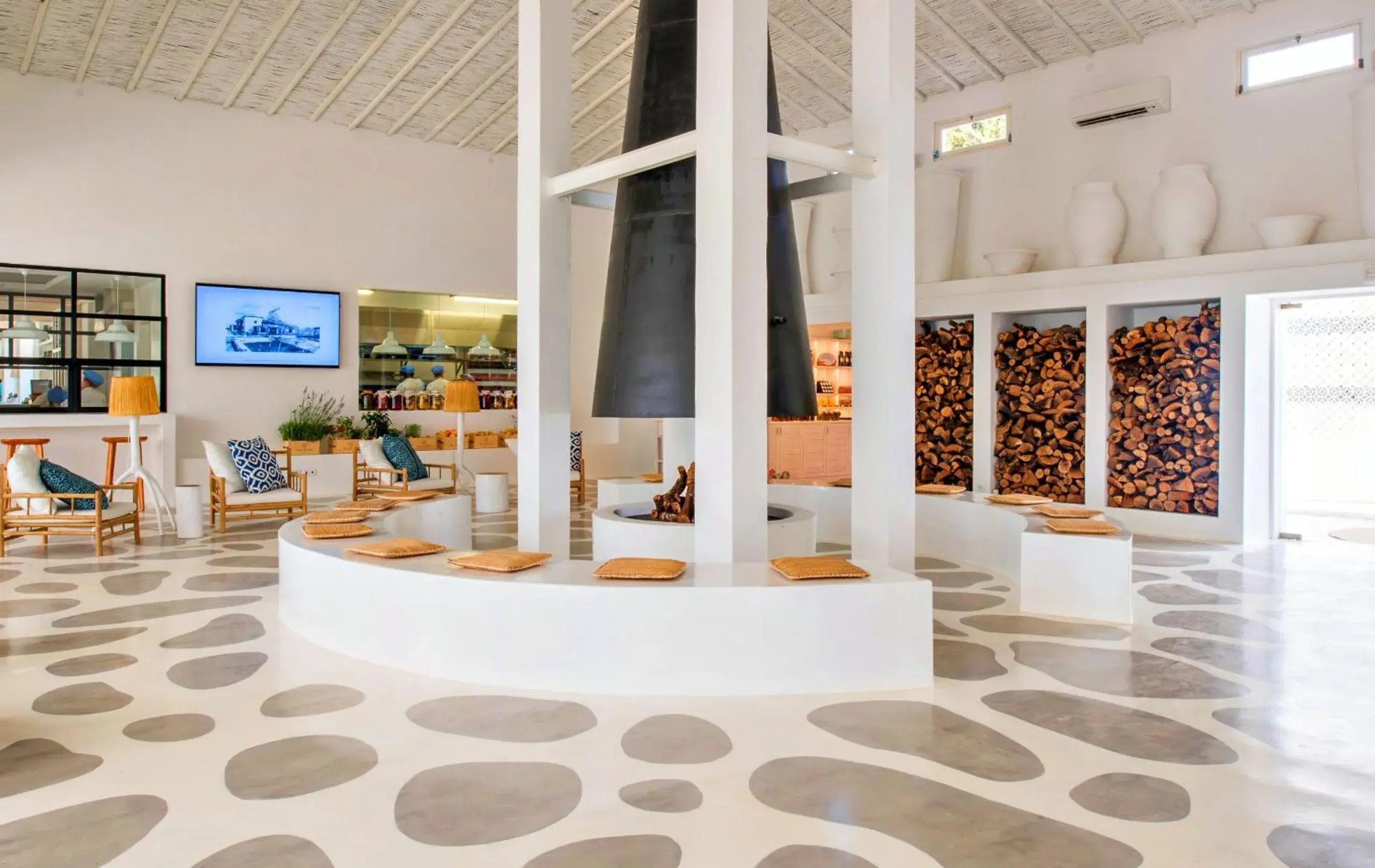Lobby or reception in Octant Vila Monte Lobby or reception in Octant Vila Monte