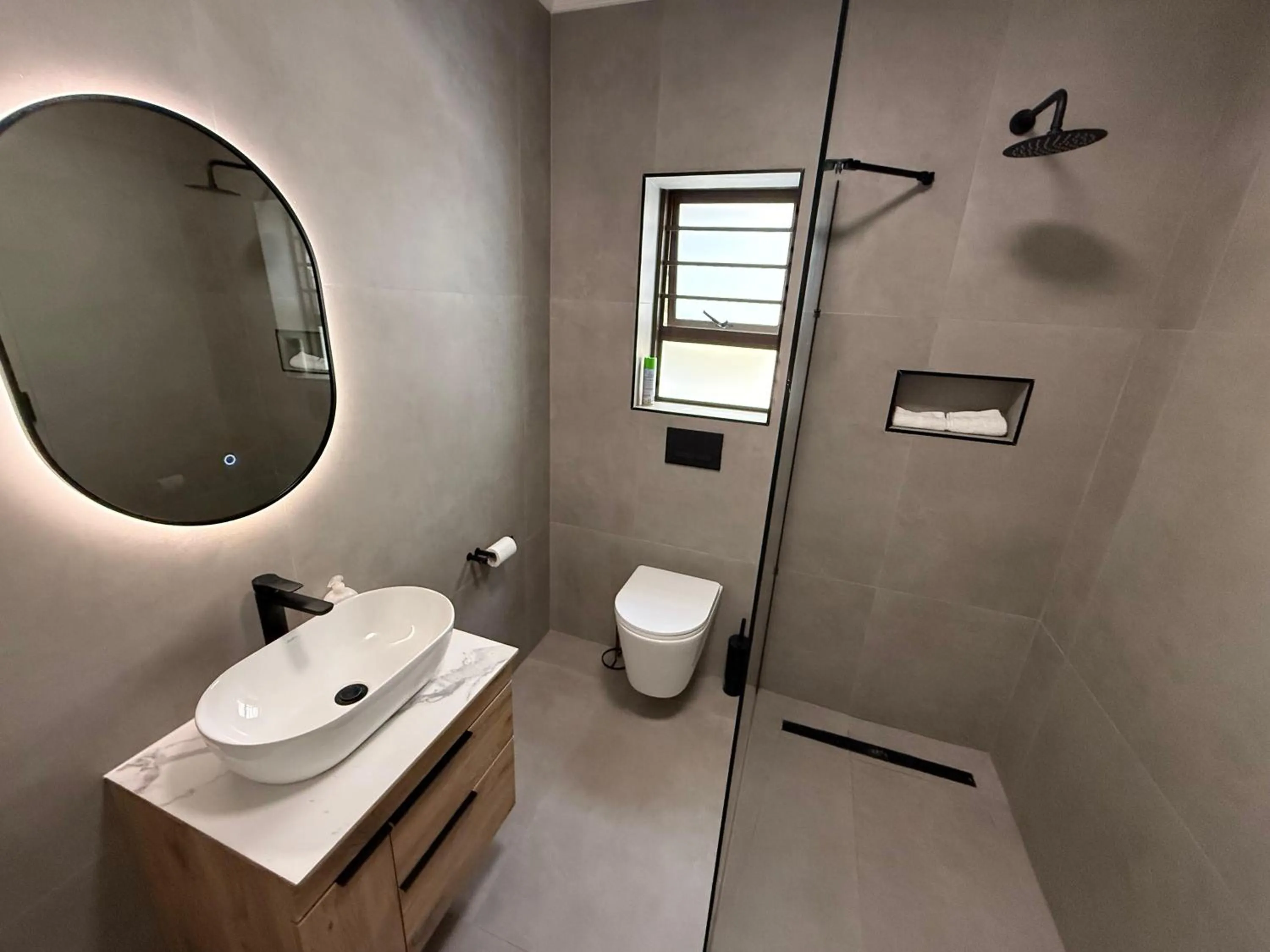 Shower in Interlaken Guest House