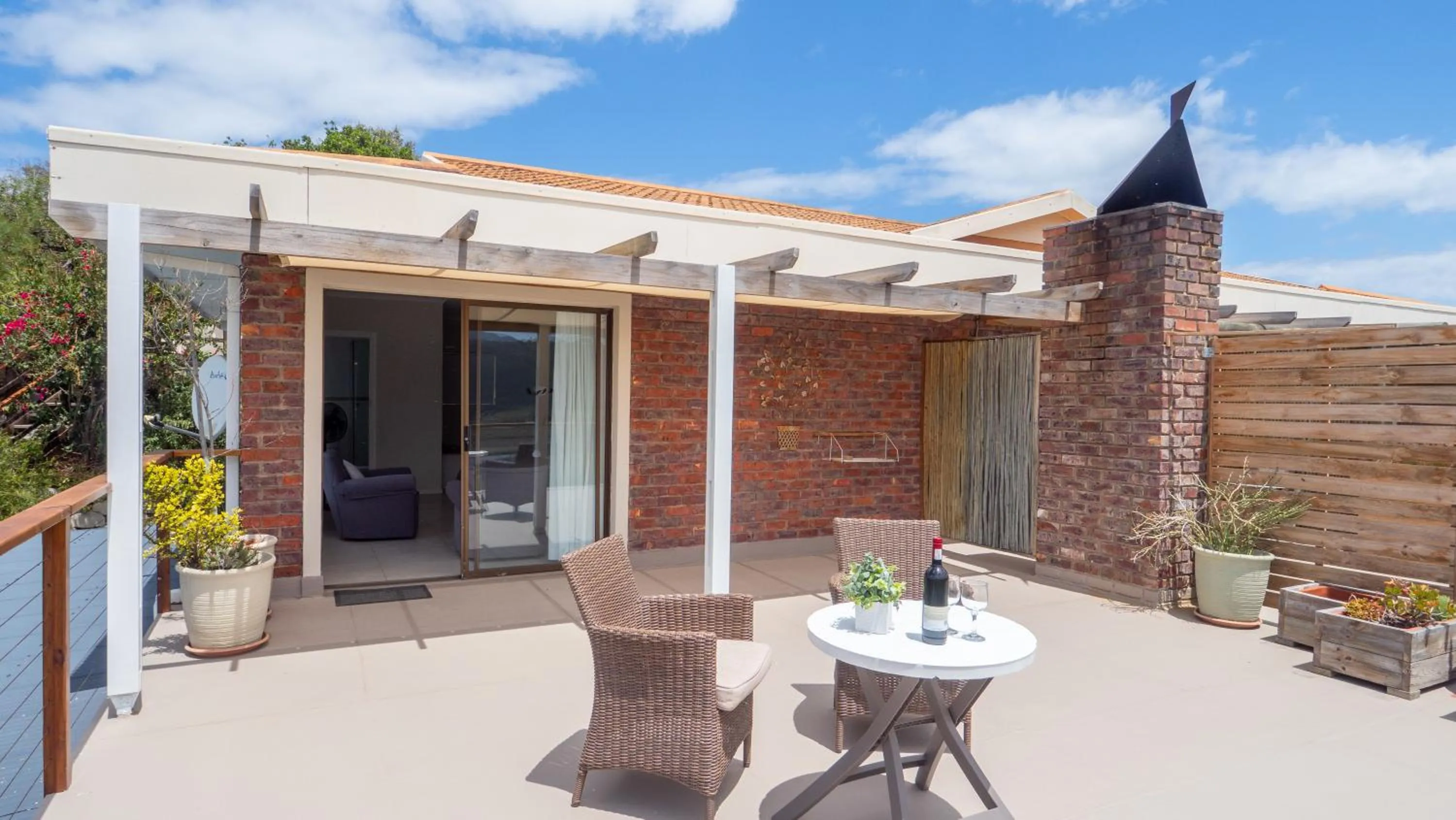 Patio in Interlaken Guest House