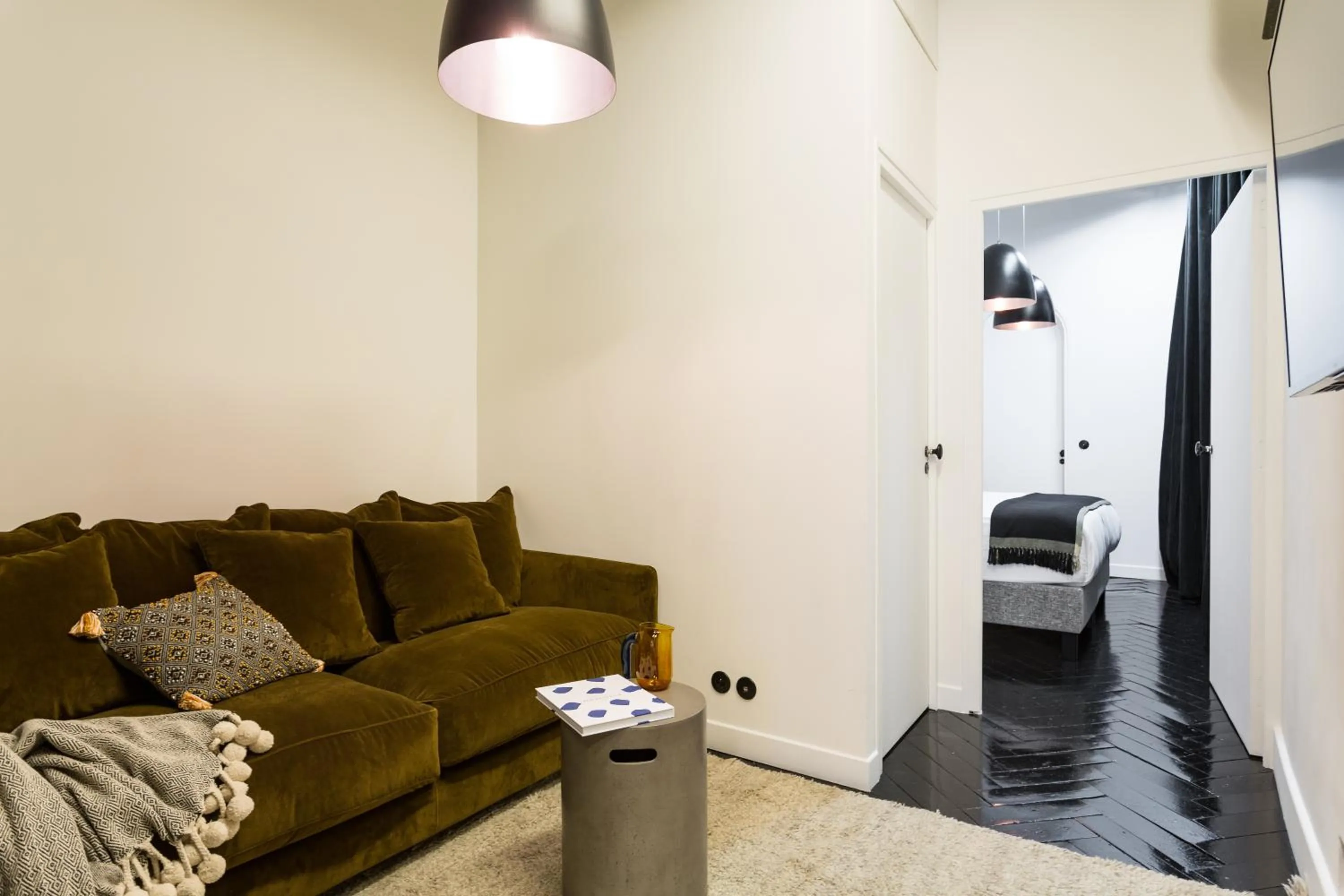 Living room in Habitat Parisien - 2BR-2BA - Aircon Loft Montorgueil