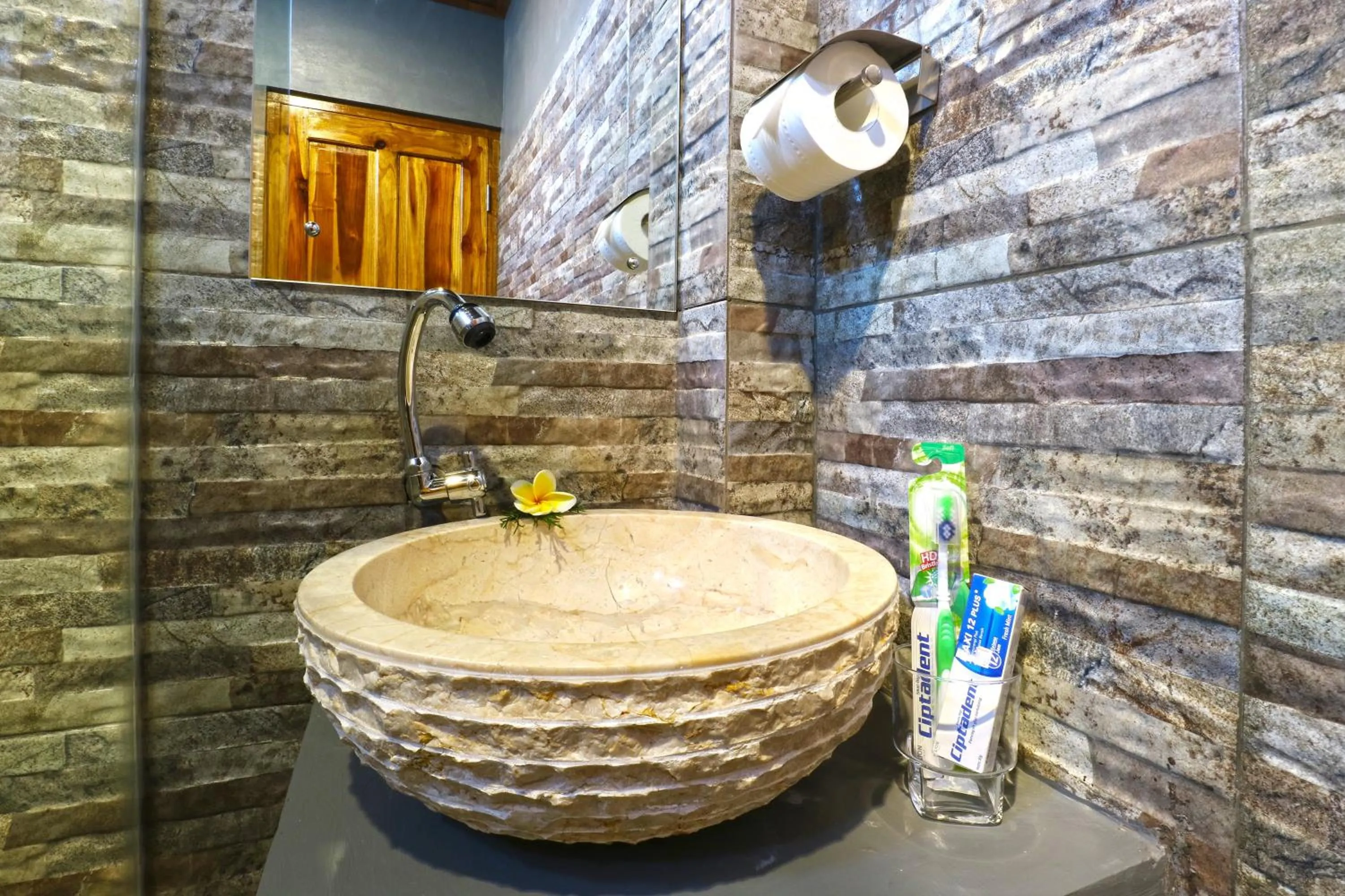 Bathroom in Pondok DD Canggu