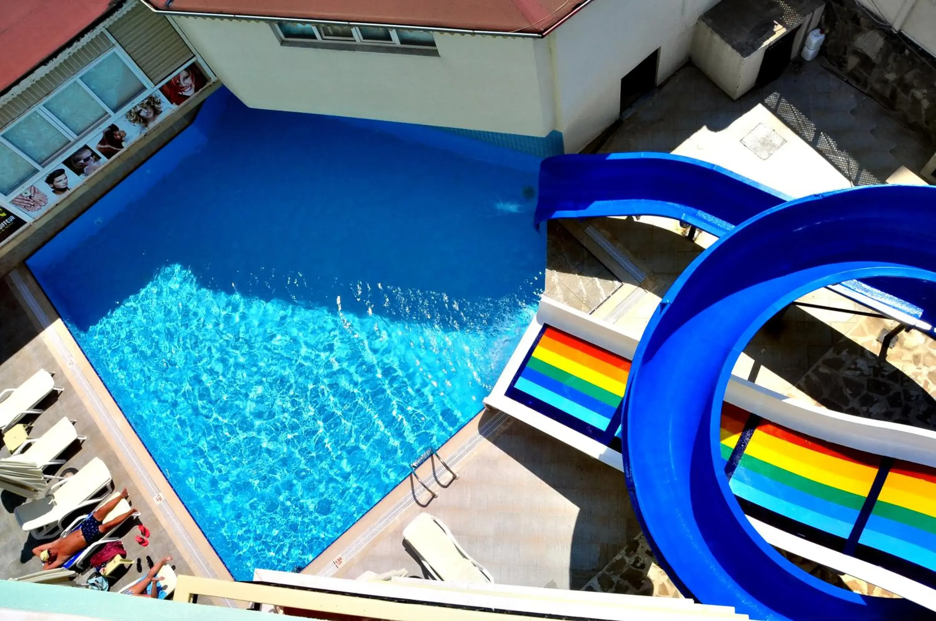 Swimming Pool in Cinar Family Suite Hotel - Side