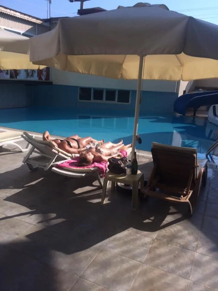 Cinar Family Suite Hotel