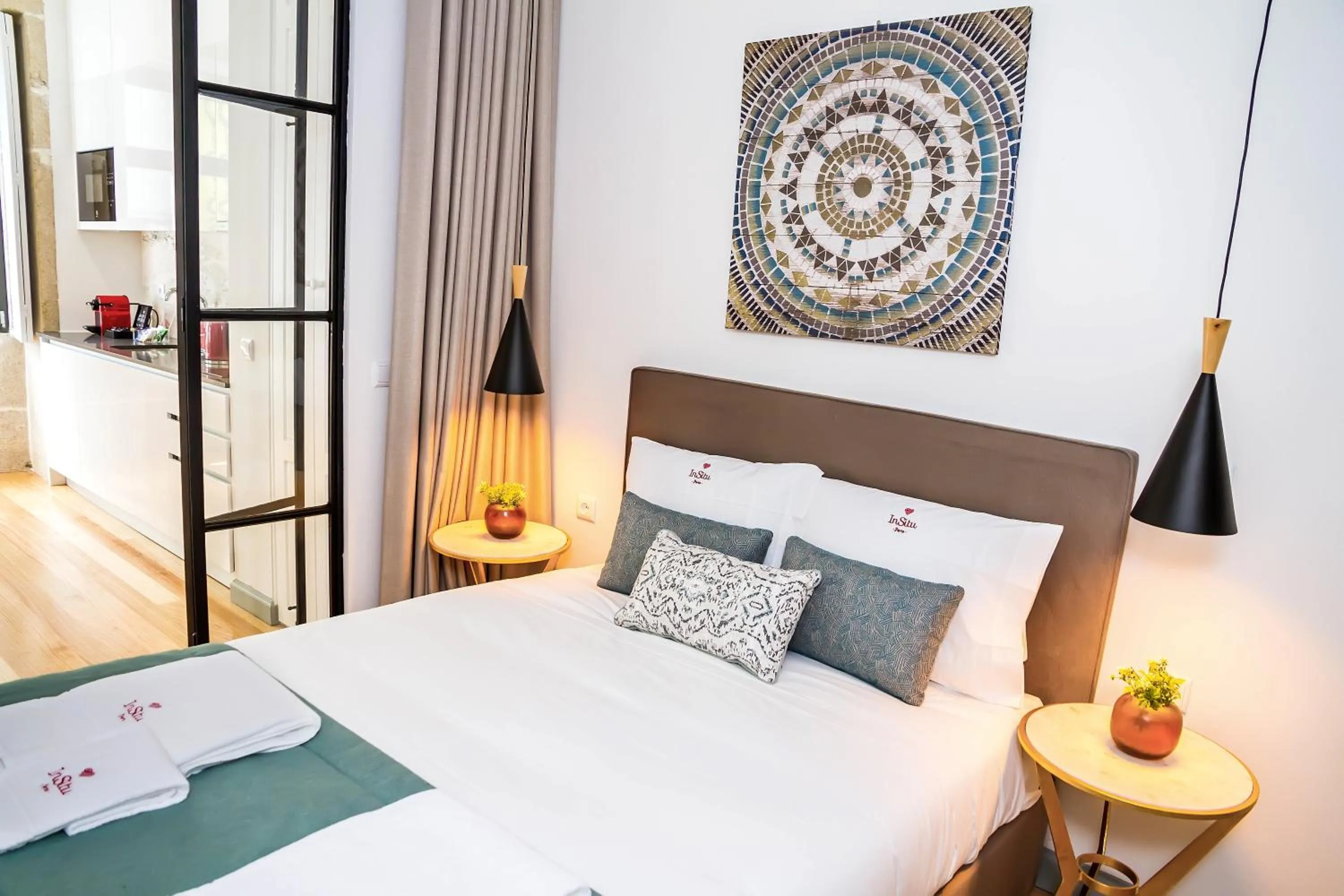 Bedroom, Bed in InSitu Formosa 168 by Guestify