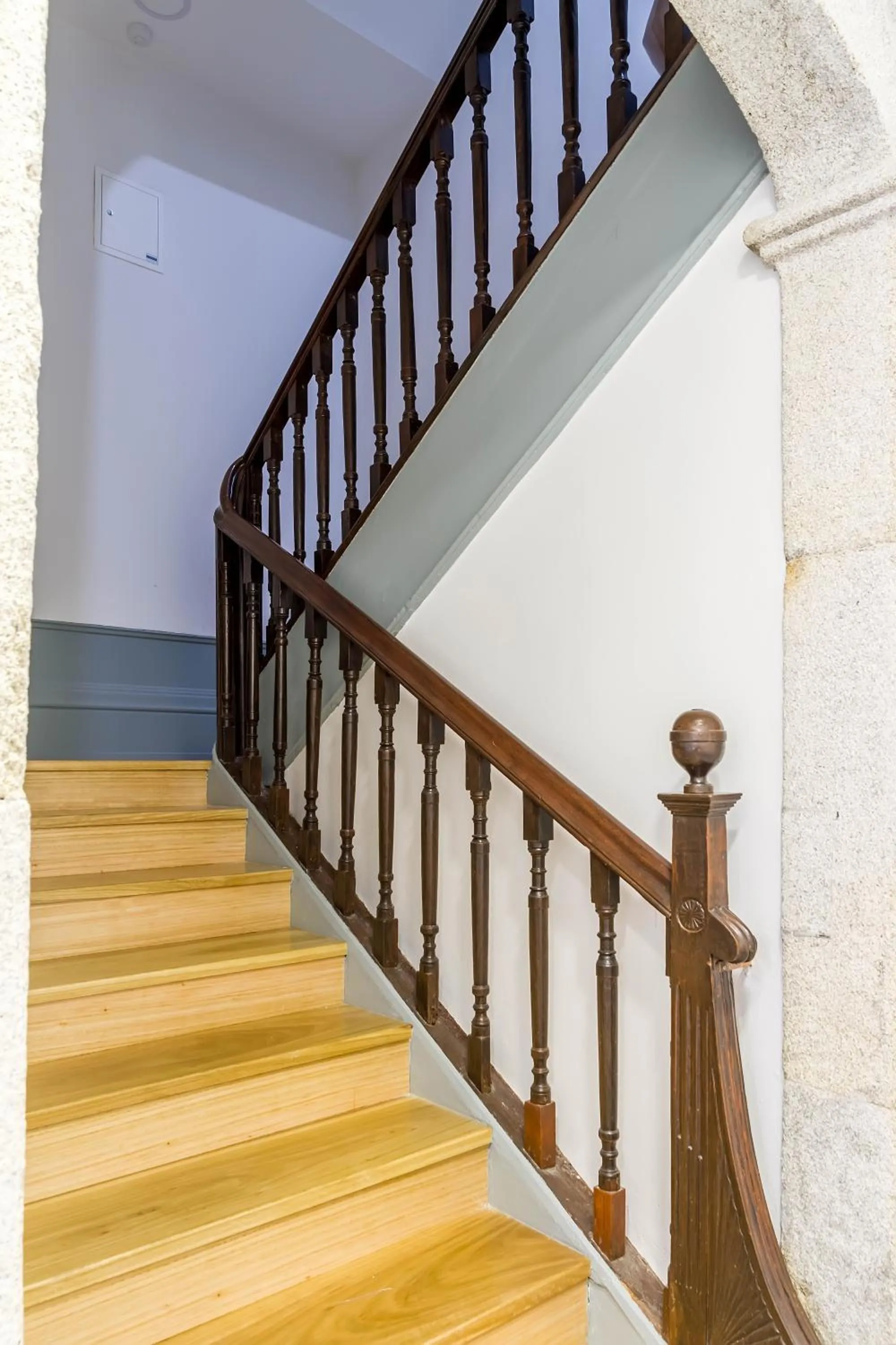 Facade/entrance in InSitu Formosa 168 by Guestify