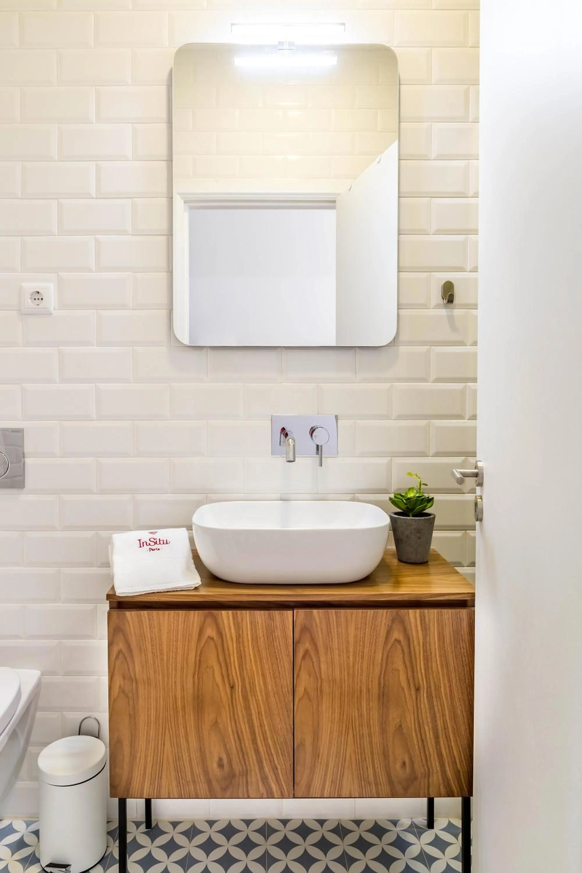 Toilet in InSitu Formosa 168 by Guestify