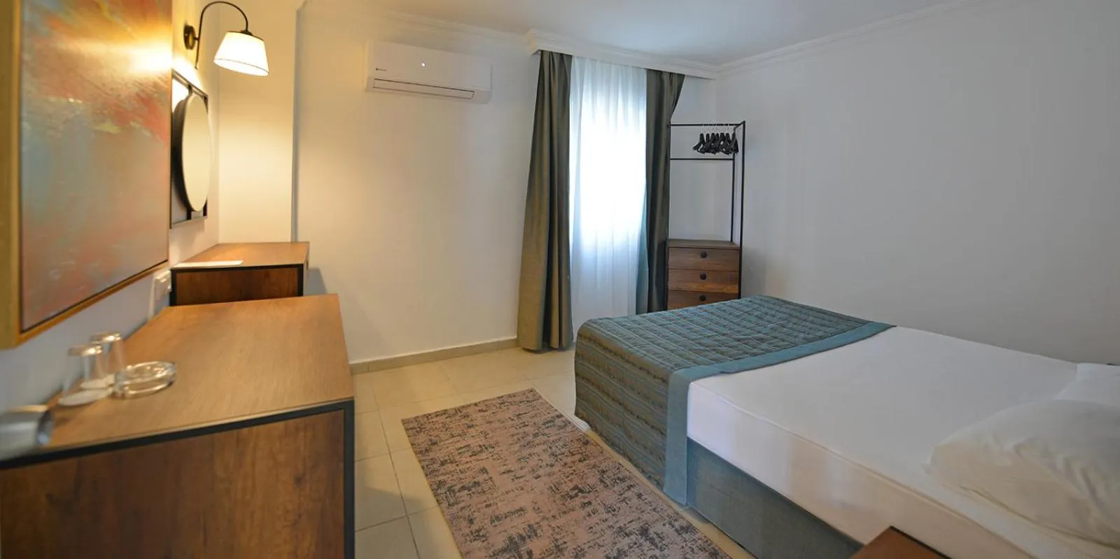 Bed in Bitez Garden Life