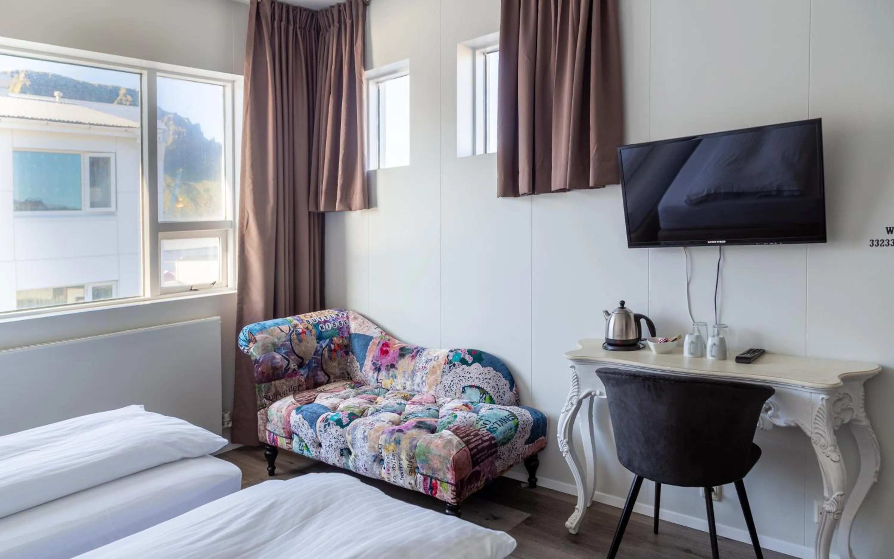 Seating area, Bed in Guesthouse Hamar