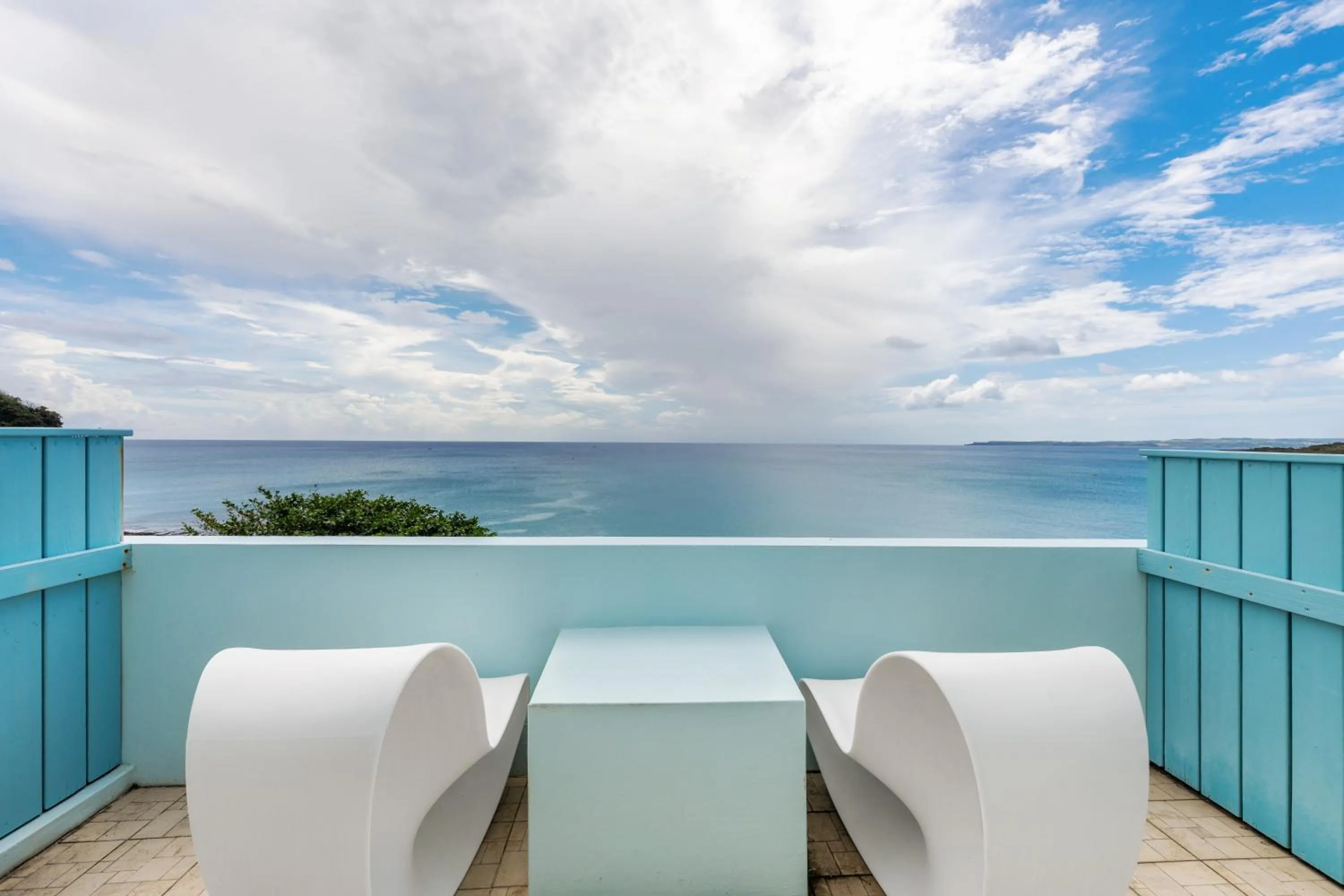 Balcony/Terrace in Jhai Wu