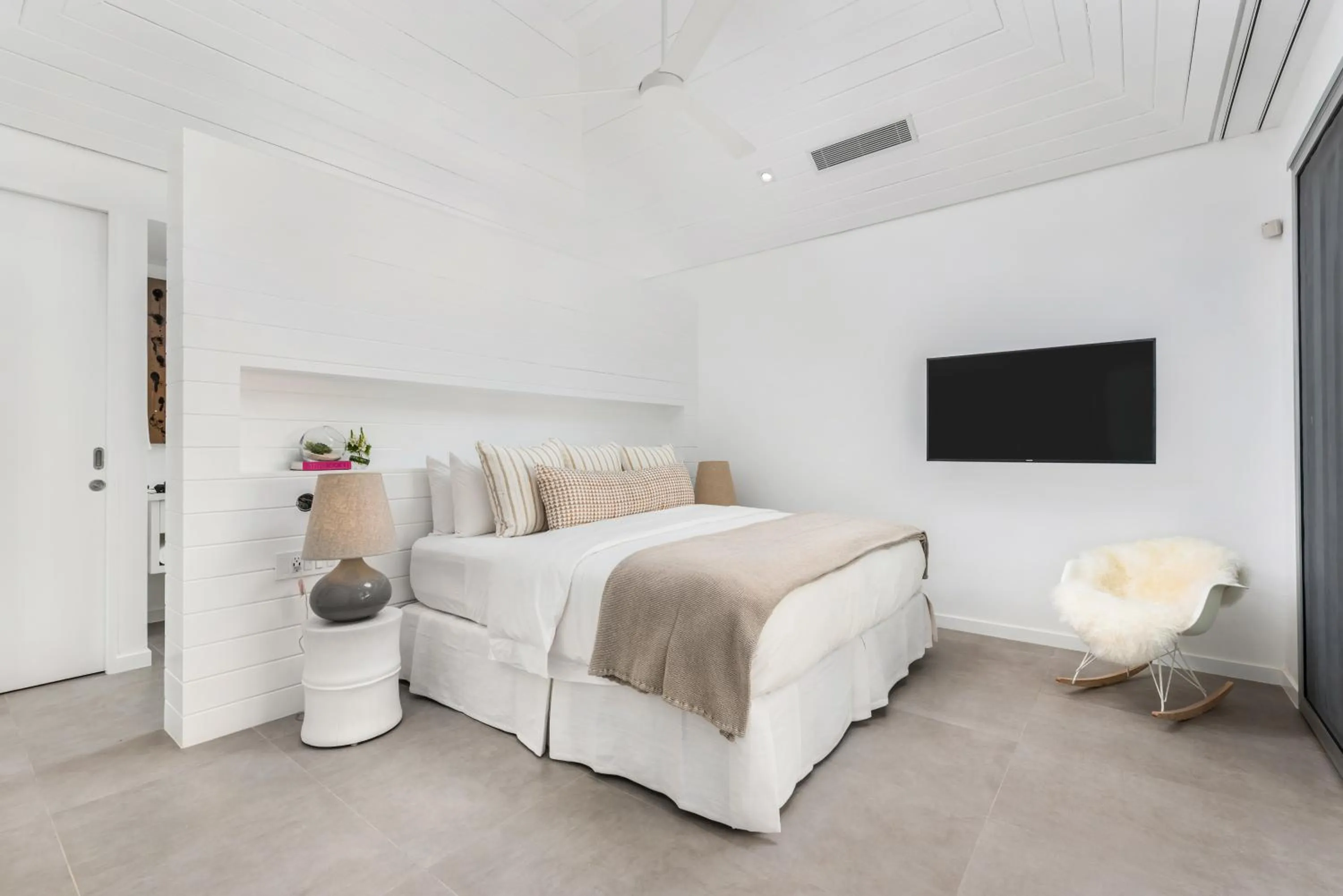 Bed in Beach Enclave