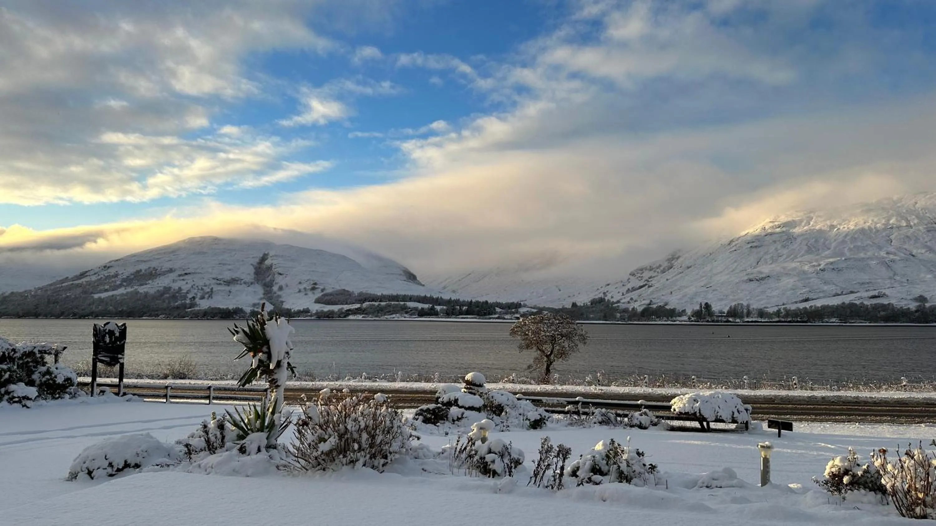 Lake view in Hillview Guest House