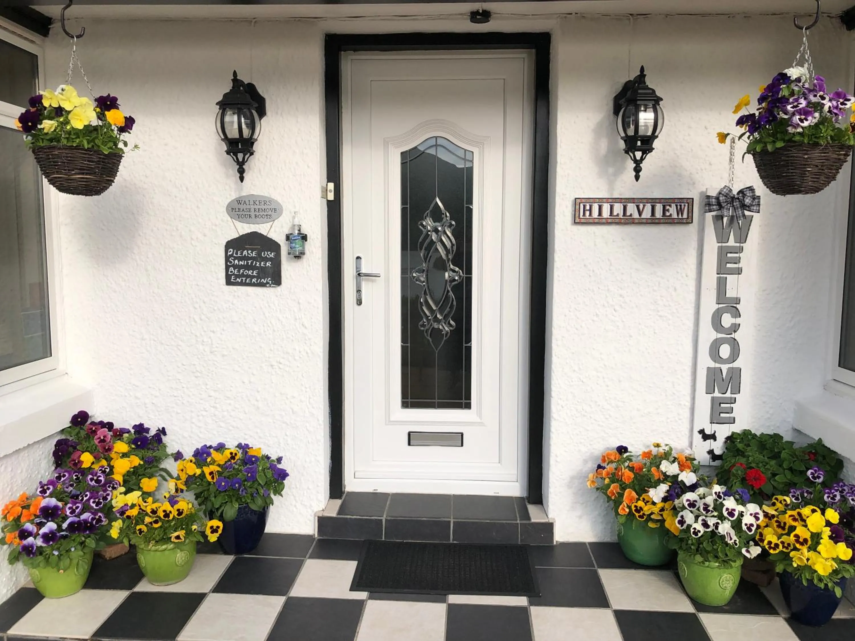 Facade/entrance in Hillview Guest House