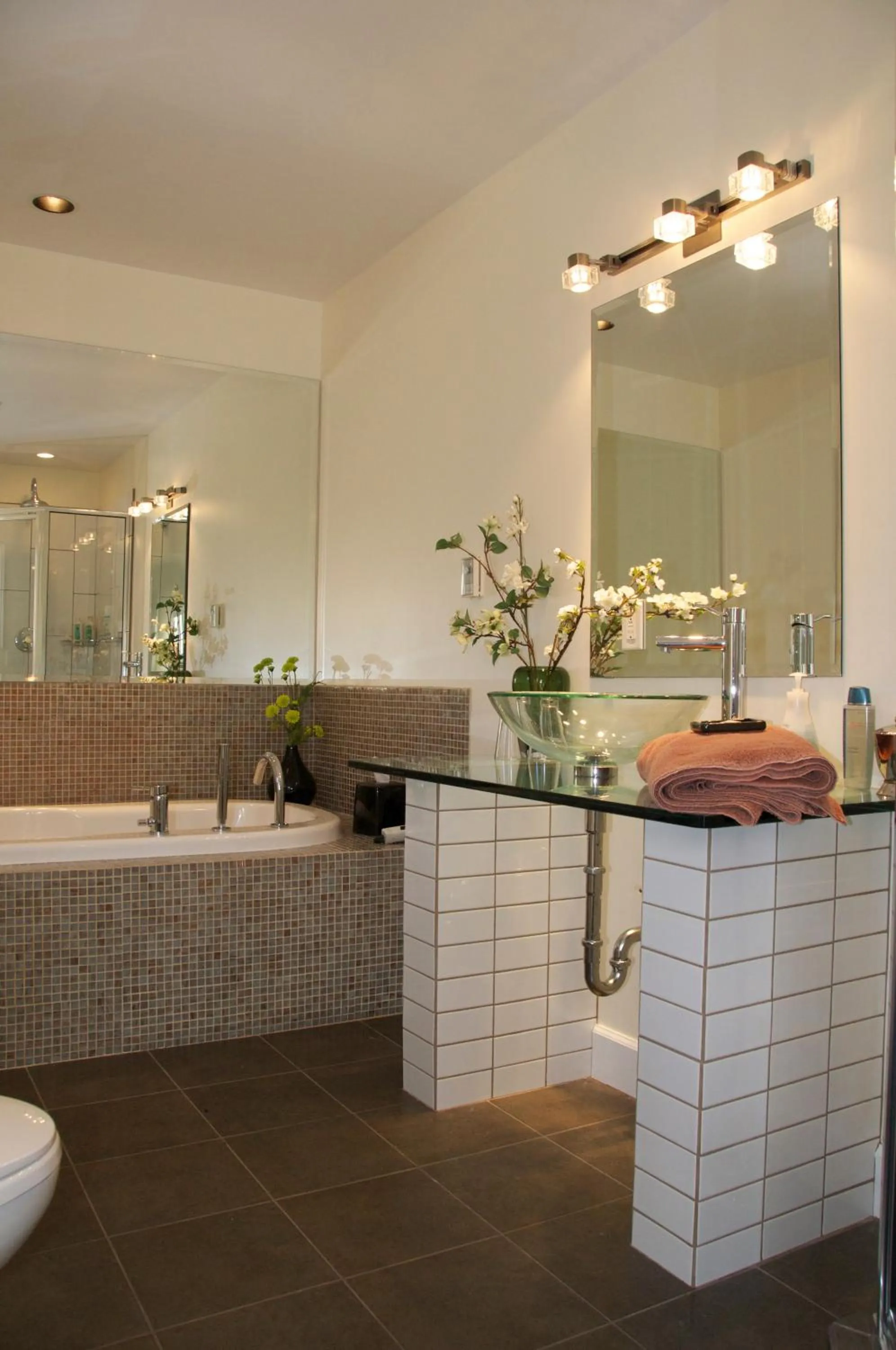 Bathroom in Wetherly Inn & Spa