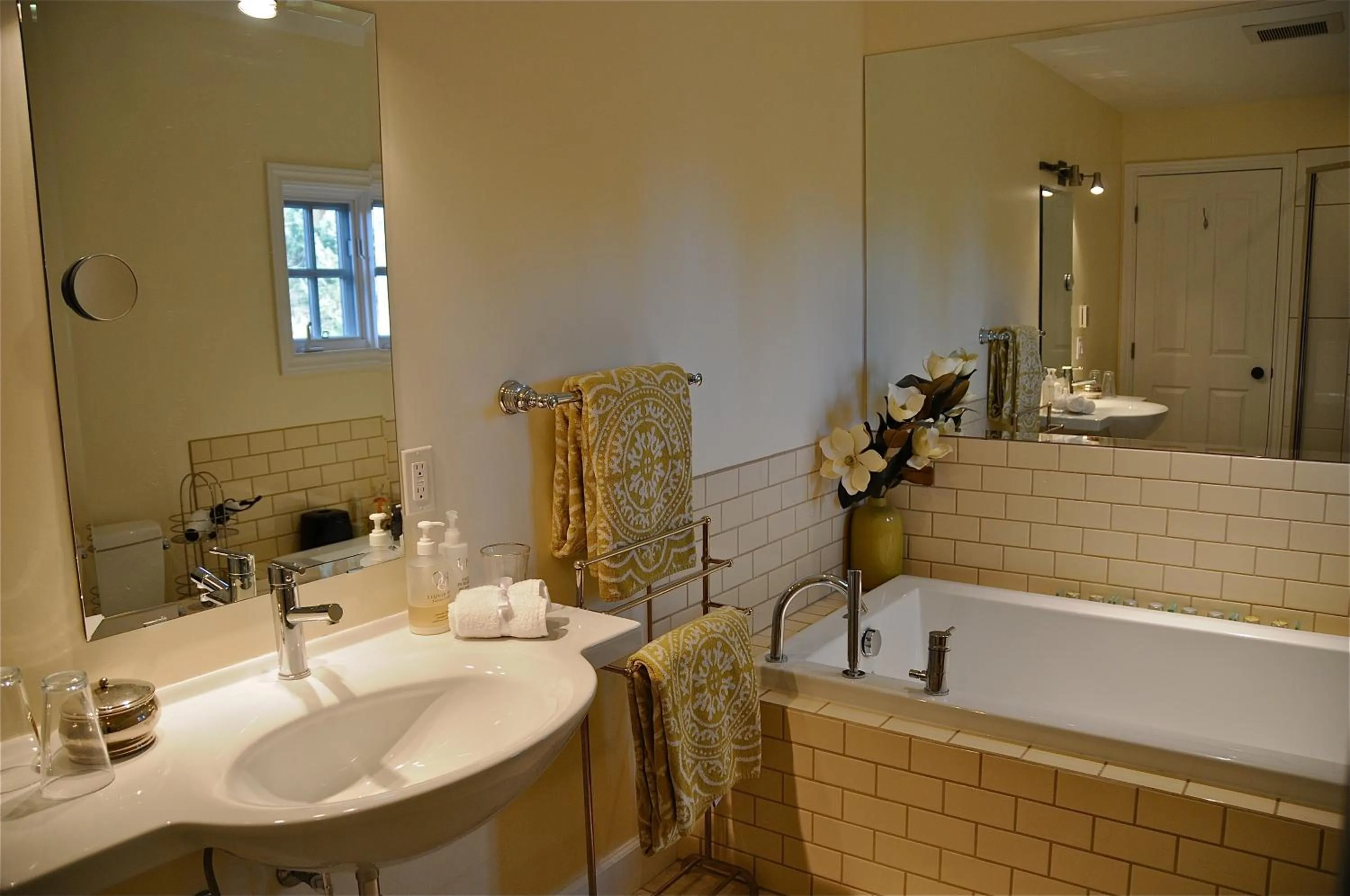 Bathroom in Wetherly Inn & Spa