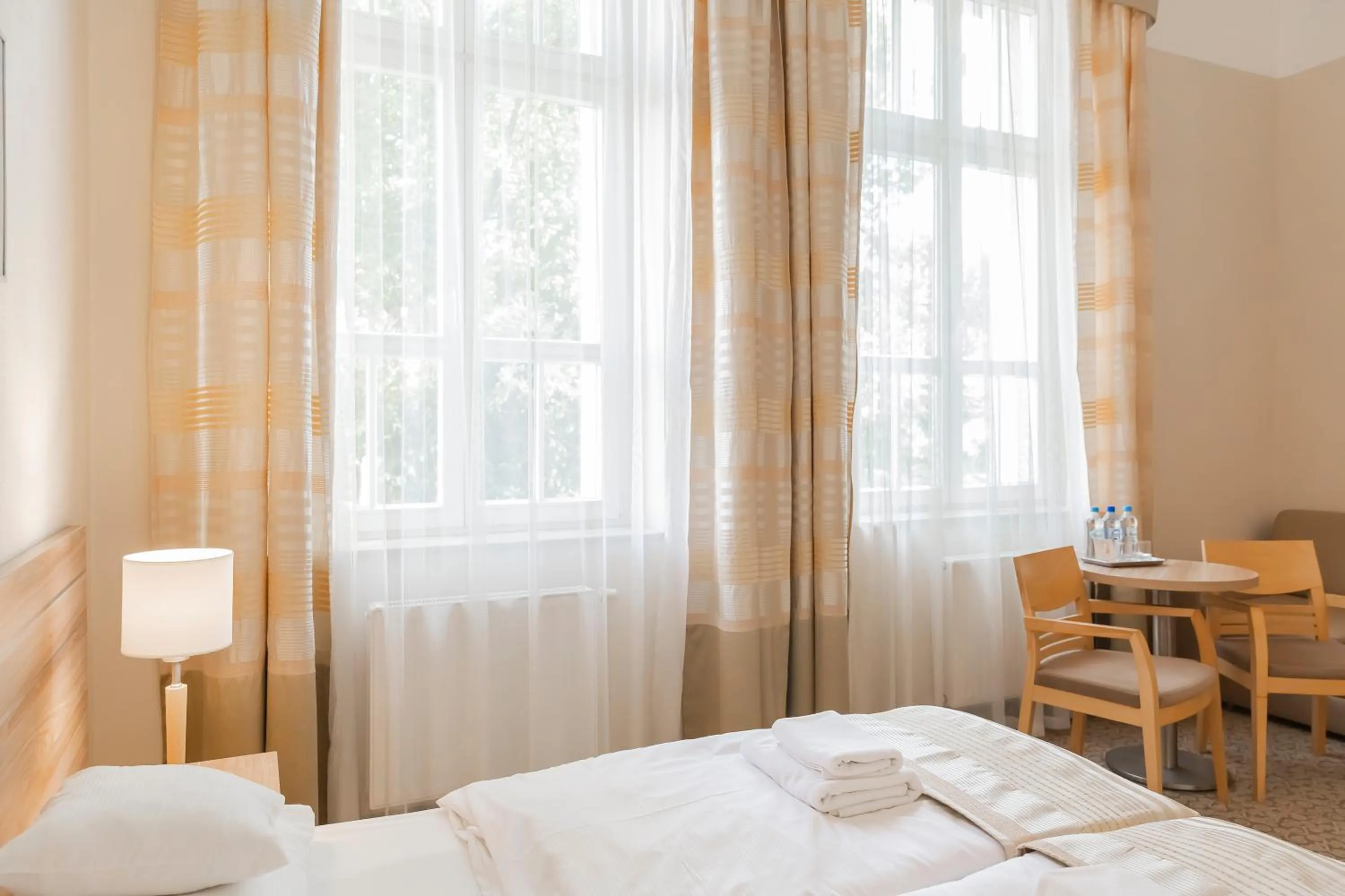 Photo of the whole room, Bed in Hotel Cesarskie Ogrody