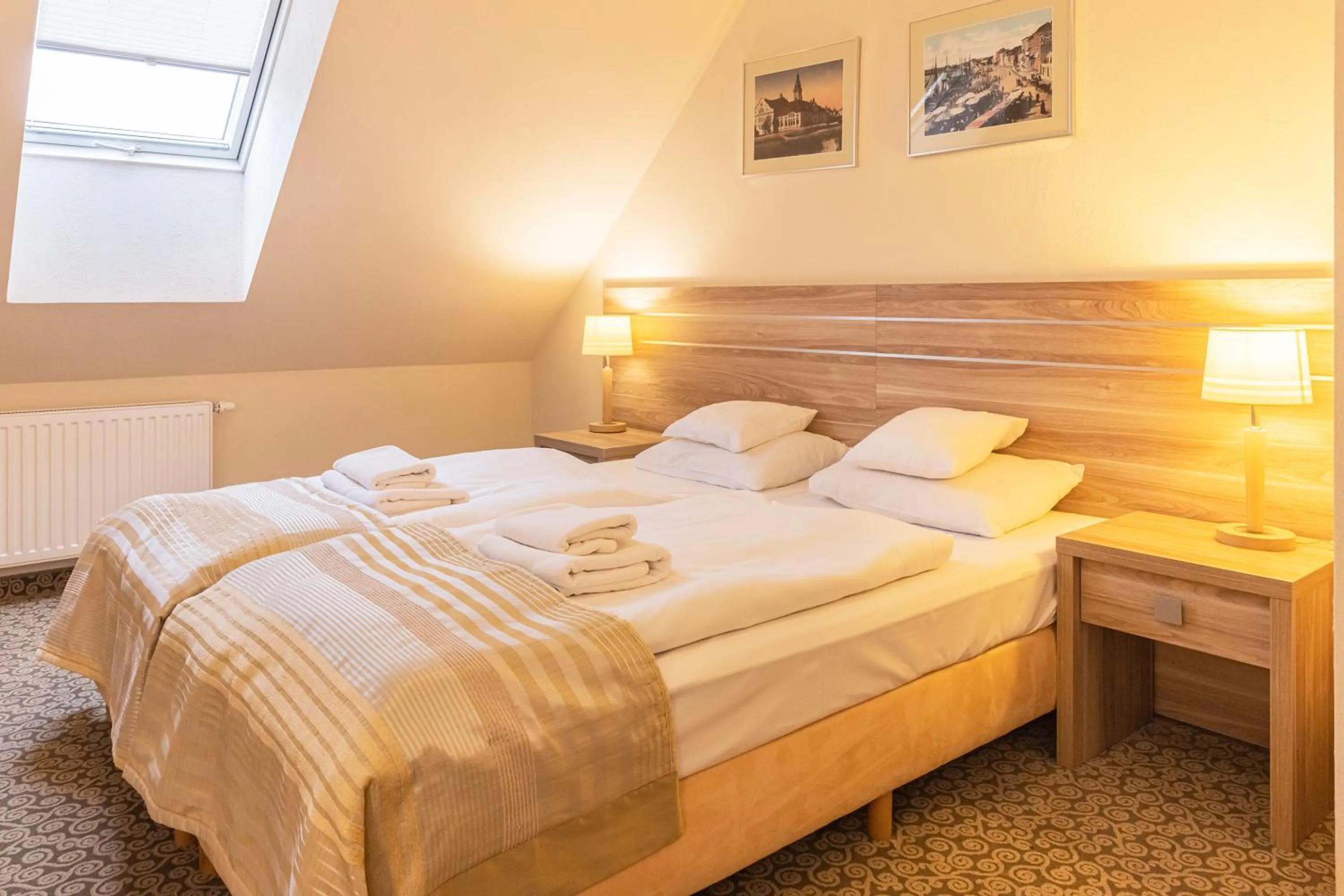 Photo of the whole room, Bed in Hotel Cesarskie Ogrody