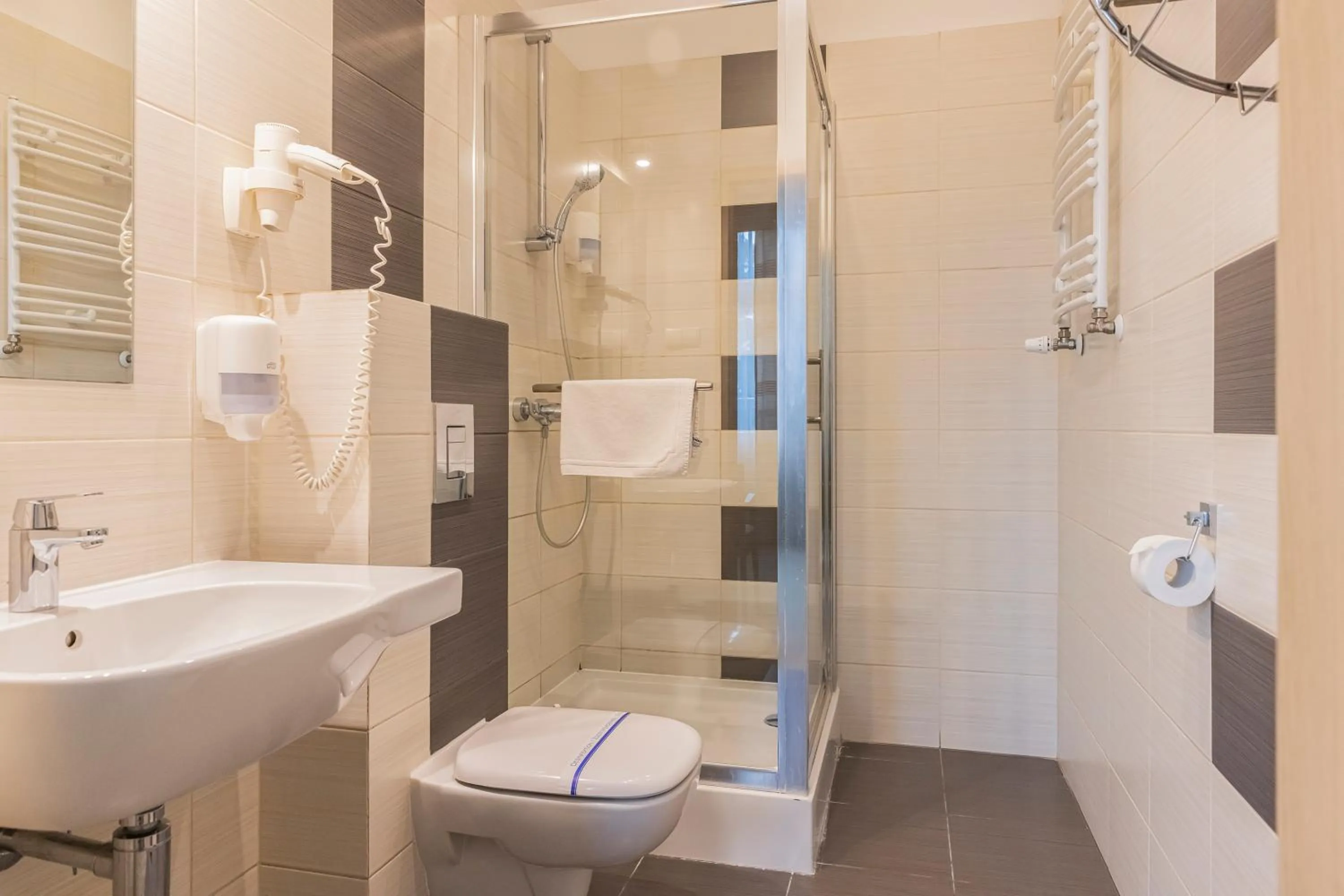 Bathroom in Hotel Cesarskie Ogrody