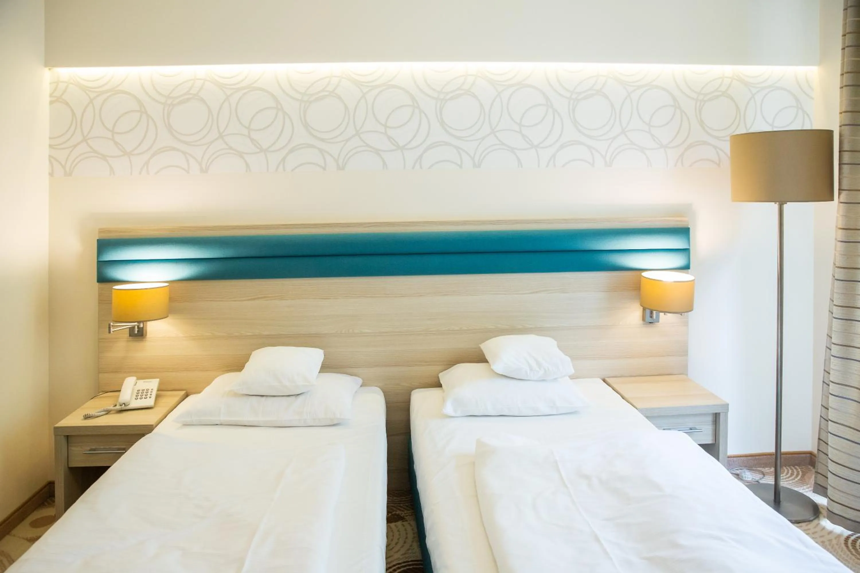 Photo of the whole room, Bed in Hotel Cesarskie Ogrody