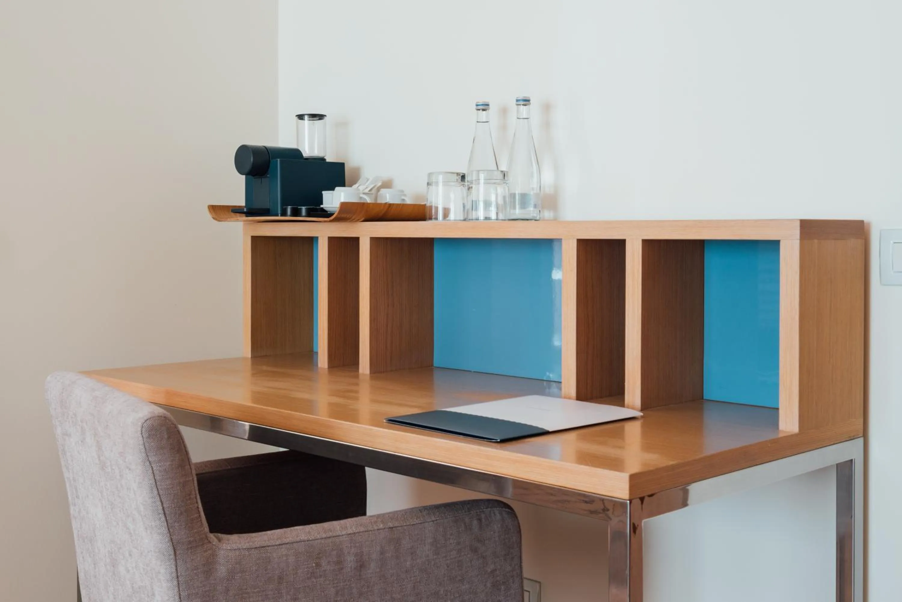 Coffee/tea facilities in Sesimbra Oceanfront Hotel - Preferred Hotels and Resorts