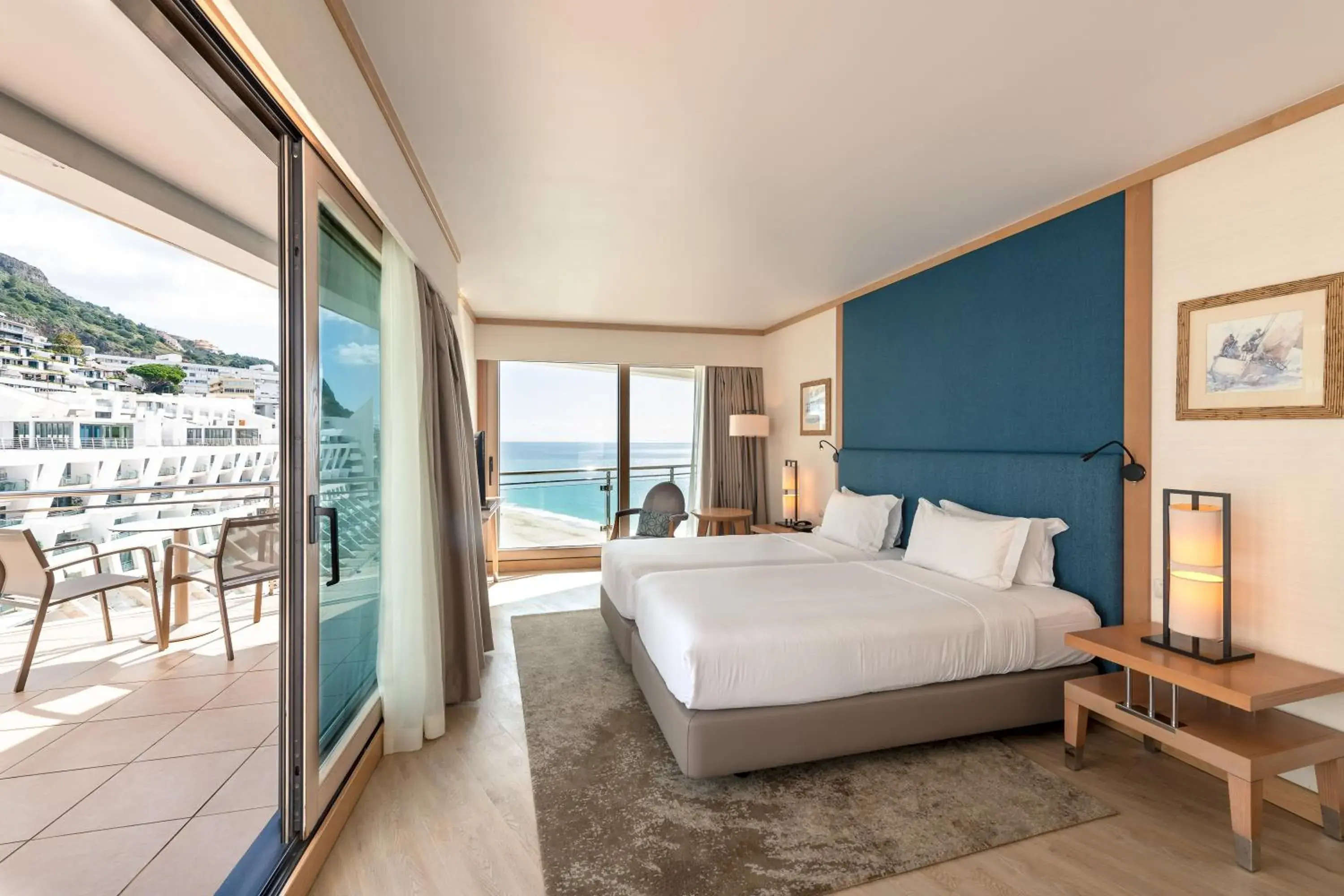 Bed in Sesimbra Oceanfront Hotel - Preferred Hotels and Resorts Bed in Sesimbra Oceanfront Hotel - Preferred Hotels and Resorts