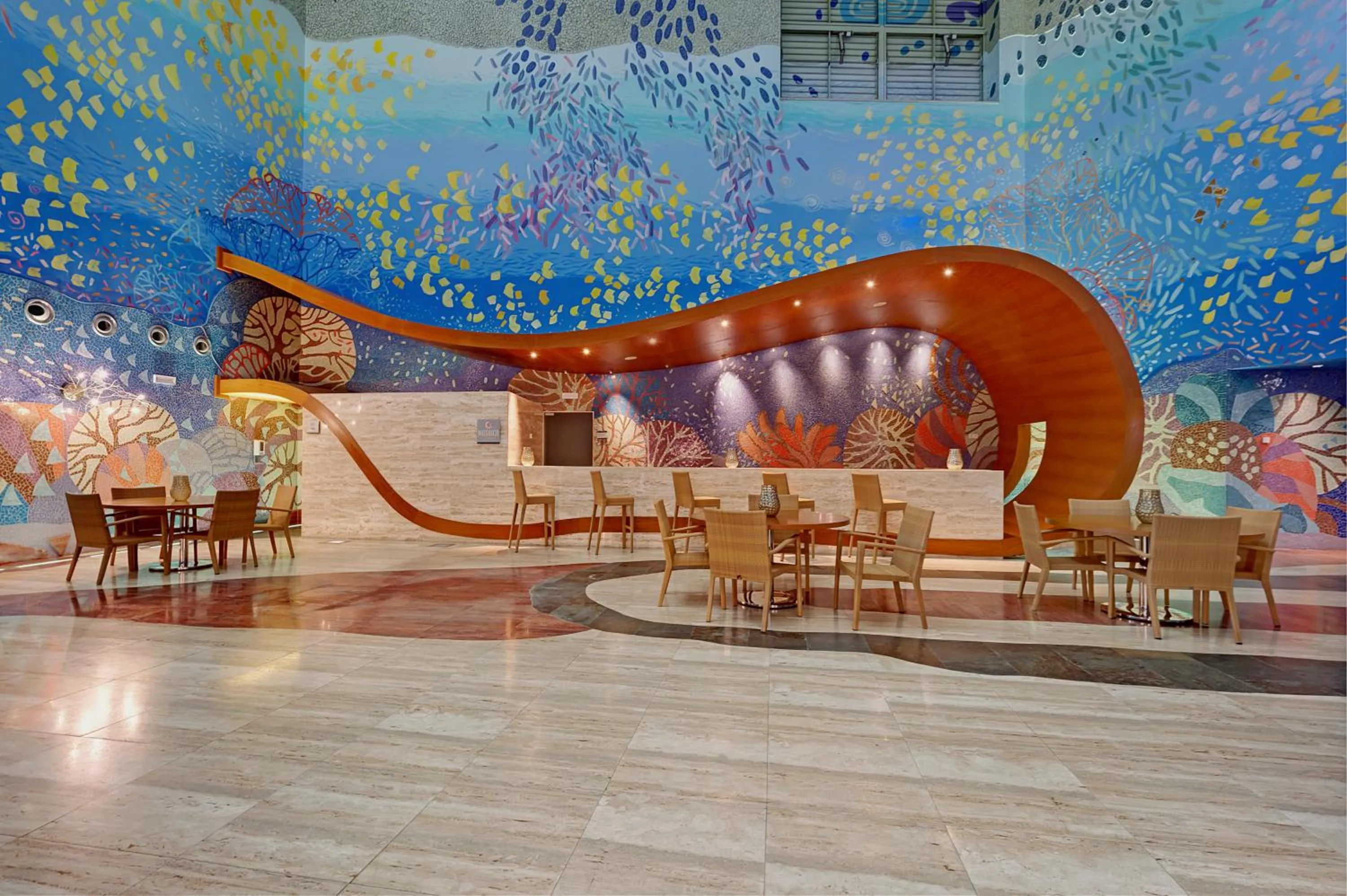 Restaurant/places to eat in Sesimbra Oceanfront Hotel - Preferred Hotels and Resorts