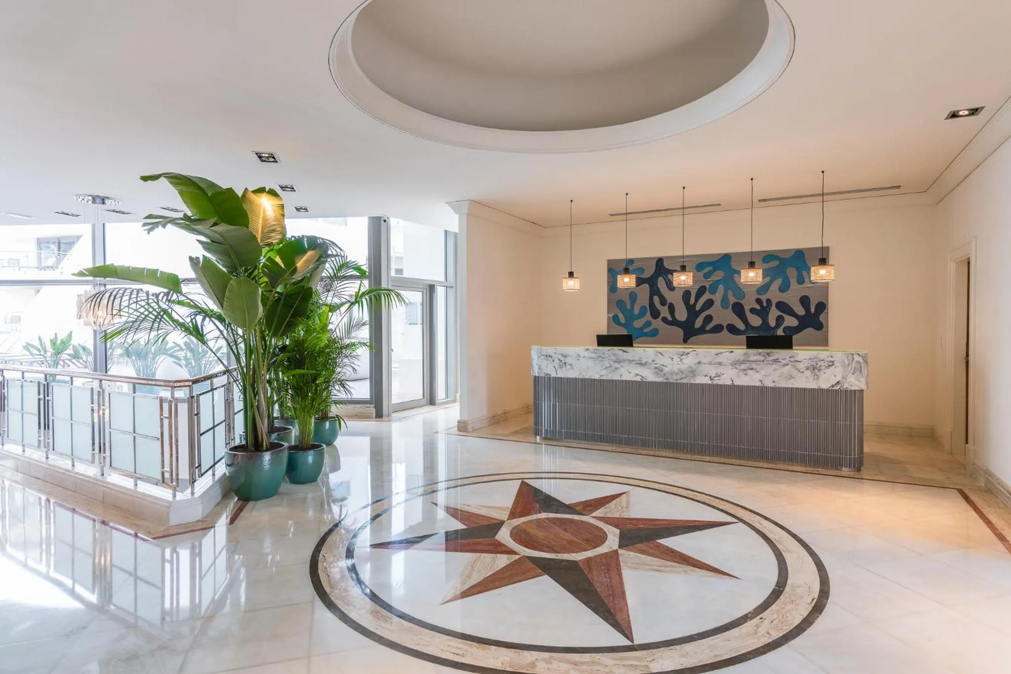 Lobby or reception in Sesimbra Oceanfront Hotel - Preferred Hotels and Resorts