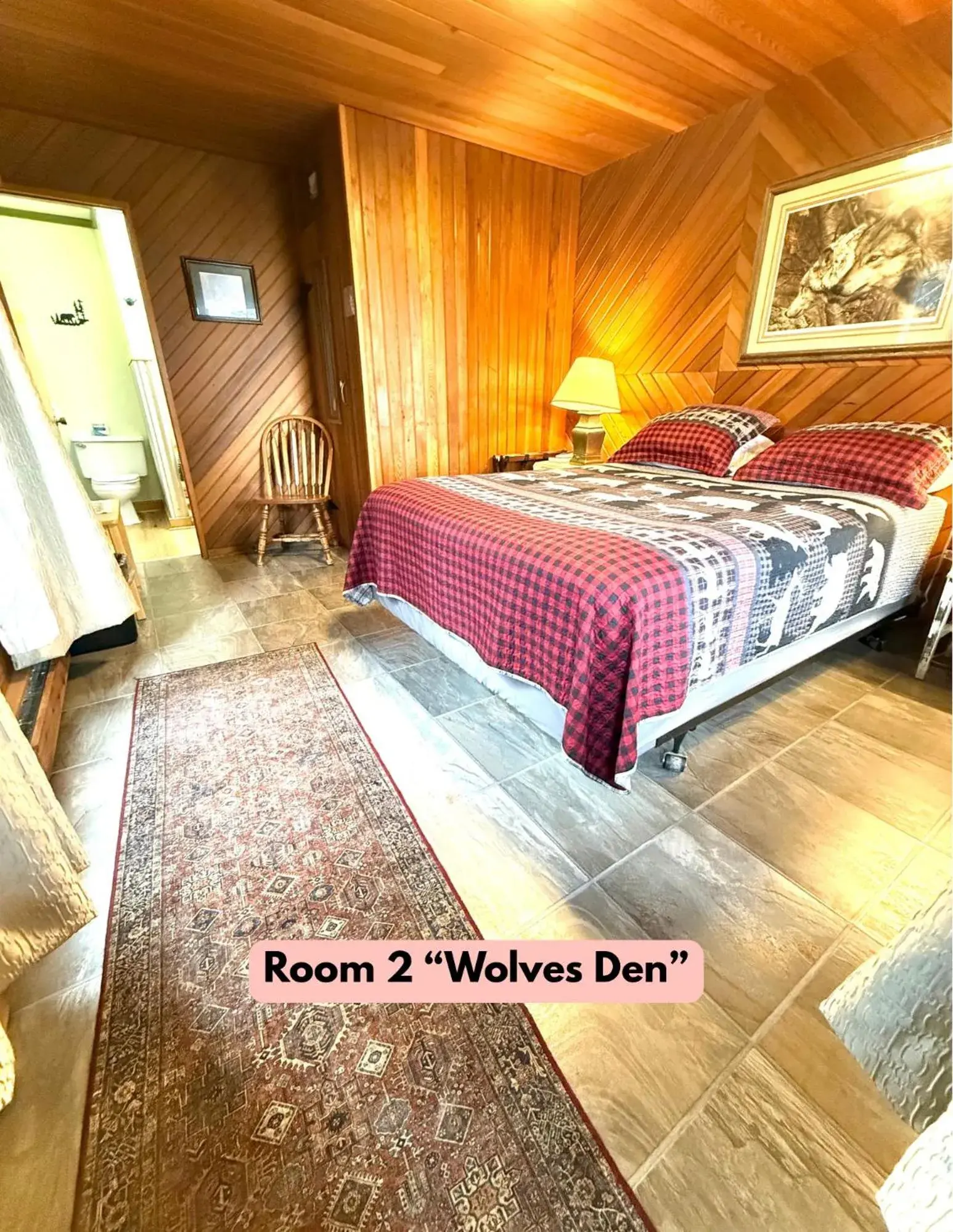 Double Room with Lake View in Lake Louise Lodge, Alaska Double Room with Lake View in Lake Louise Lodge, Alaska
