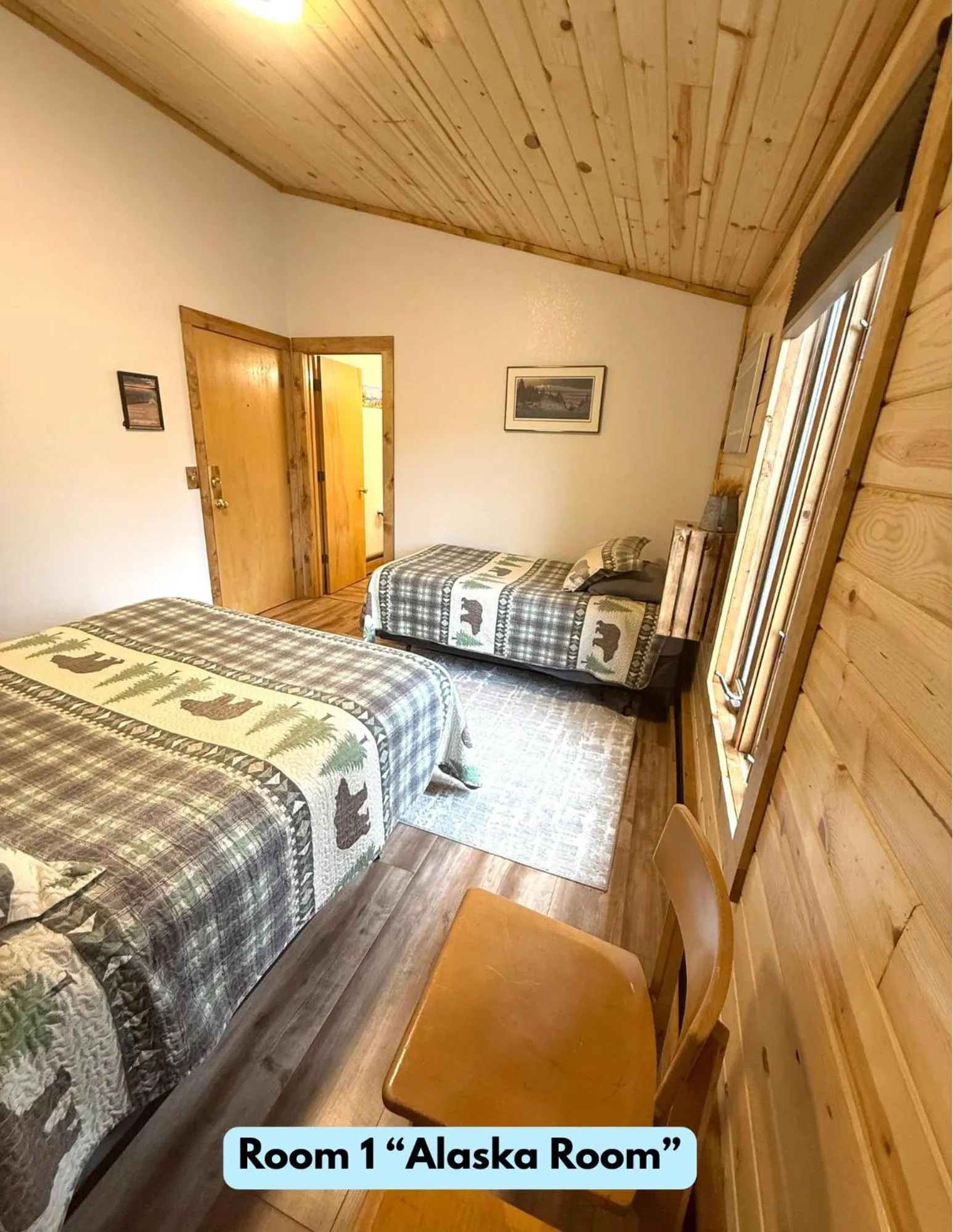 Bed in Lake Louise Lodge, Alaska