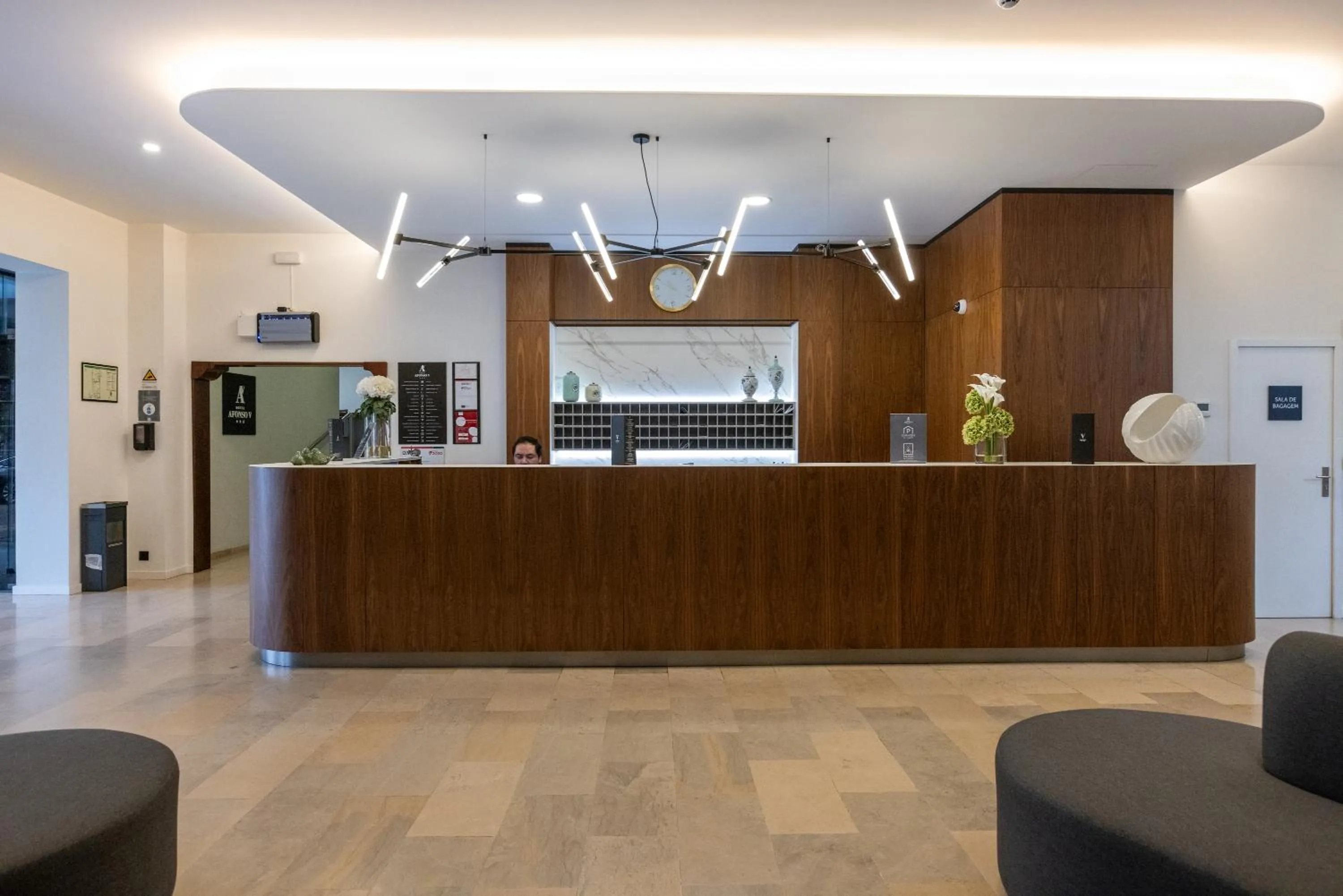 Lobby or reception in Hotel Afonso V & SPA