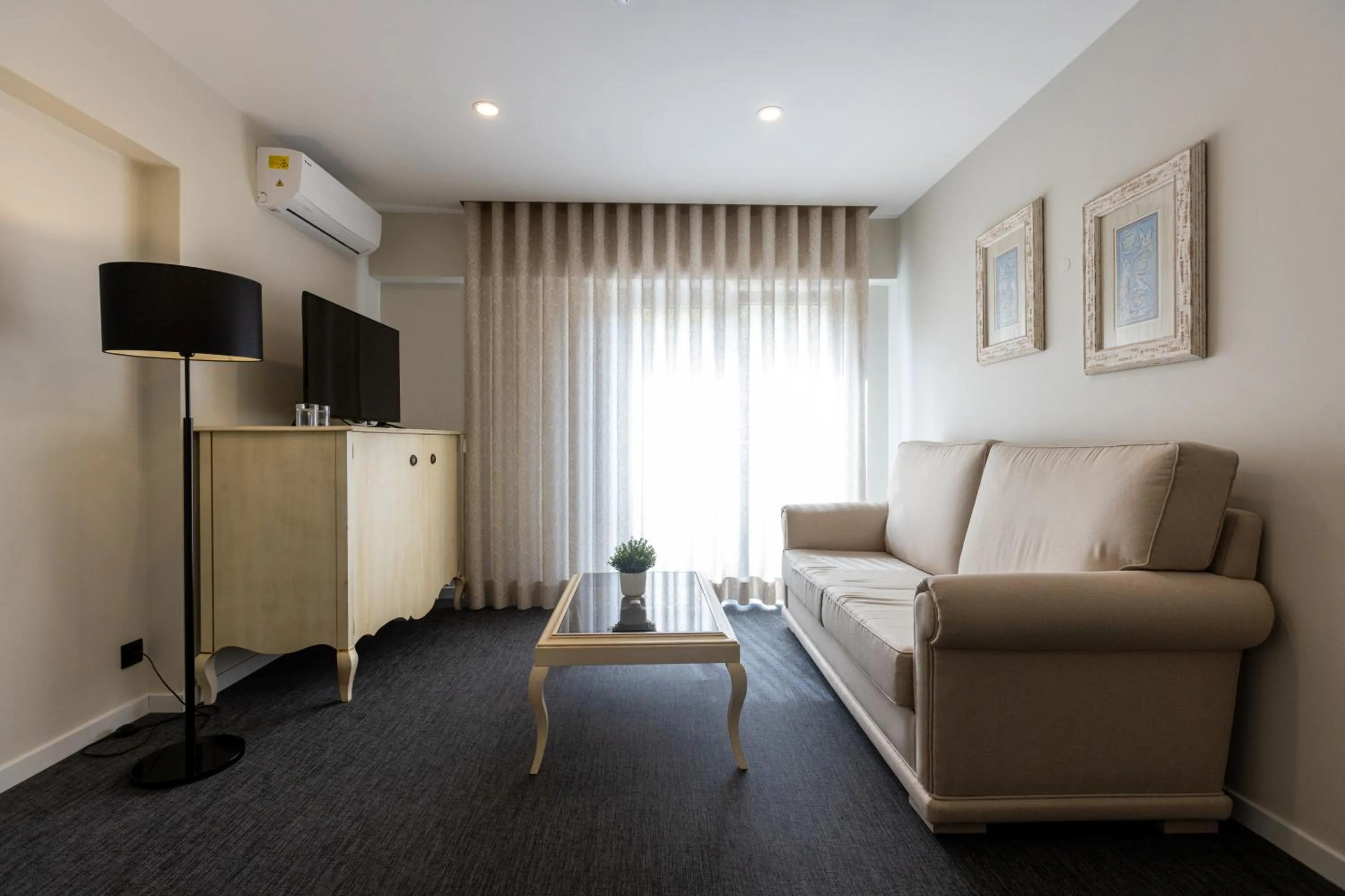 Living room in Hotel Afonso V & SPA