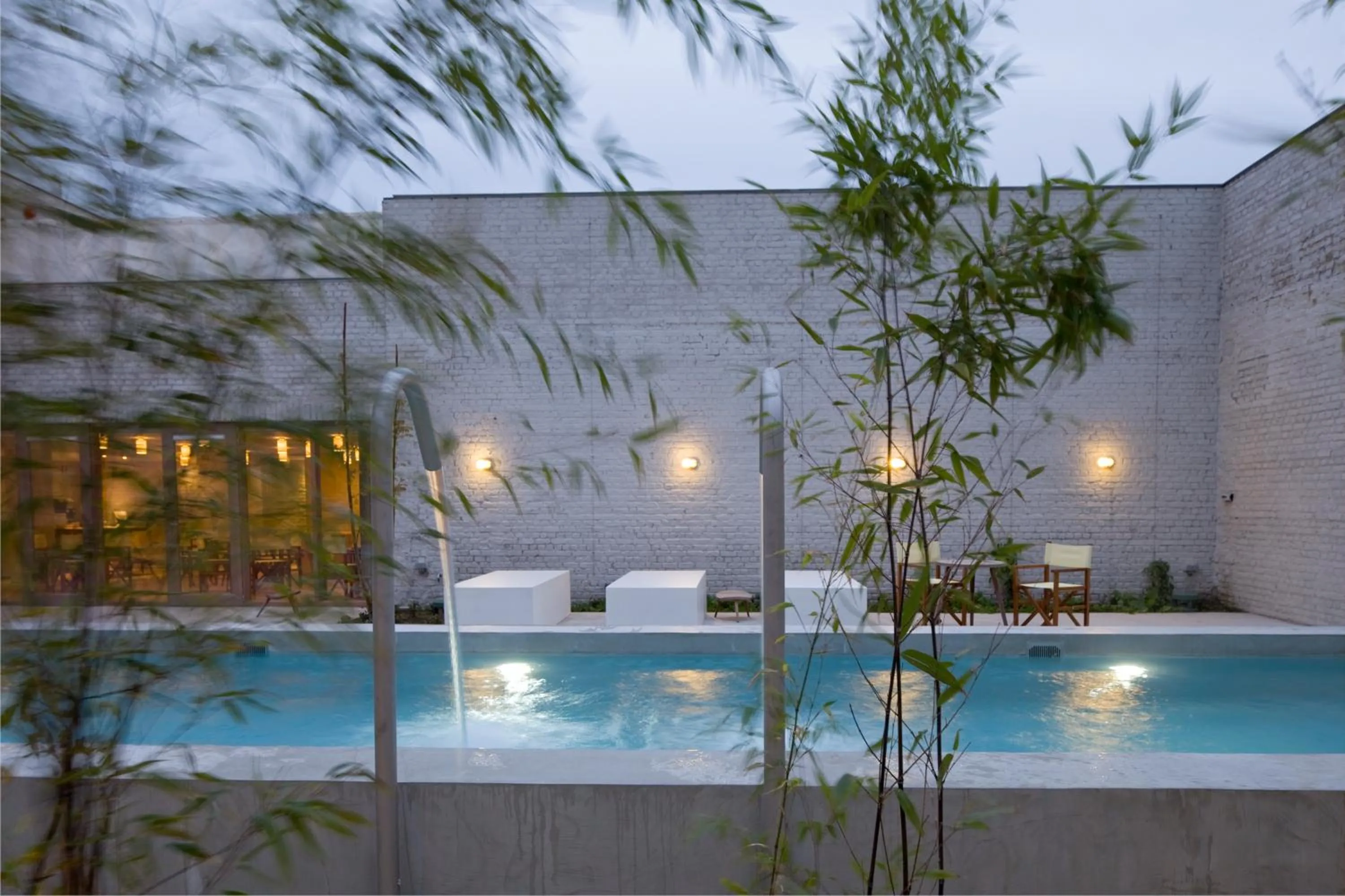 Swimming pool in Hotel Wu Wei
