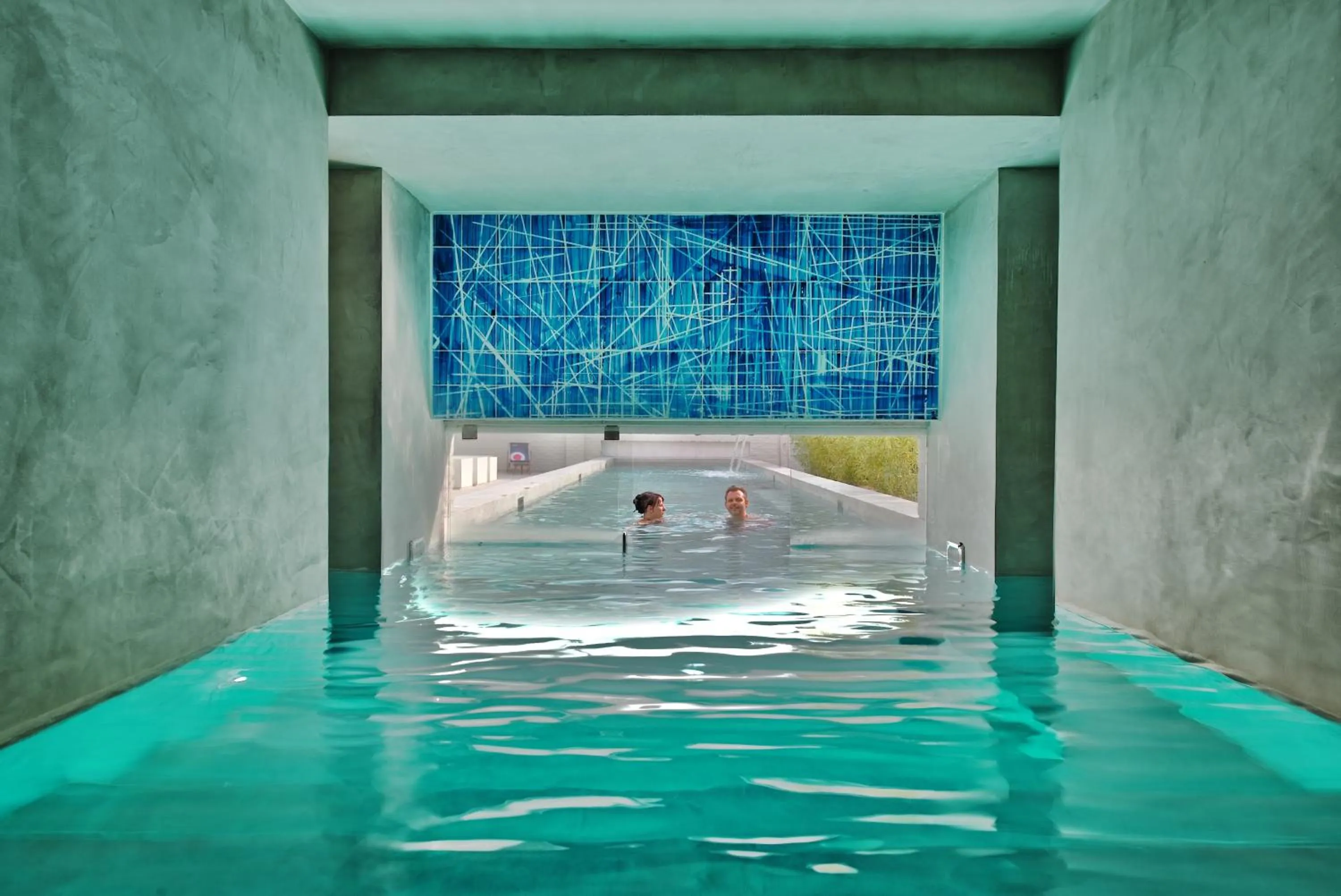 Swimming pool in Hotel Wu Wei
