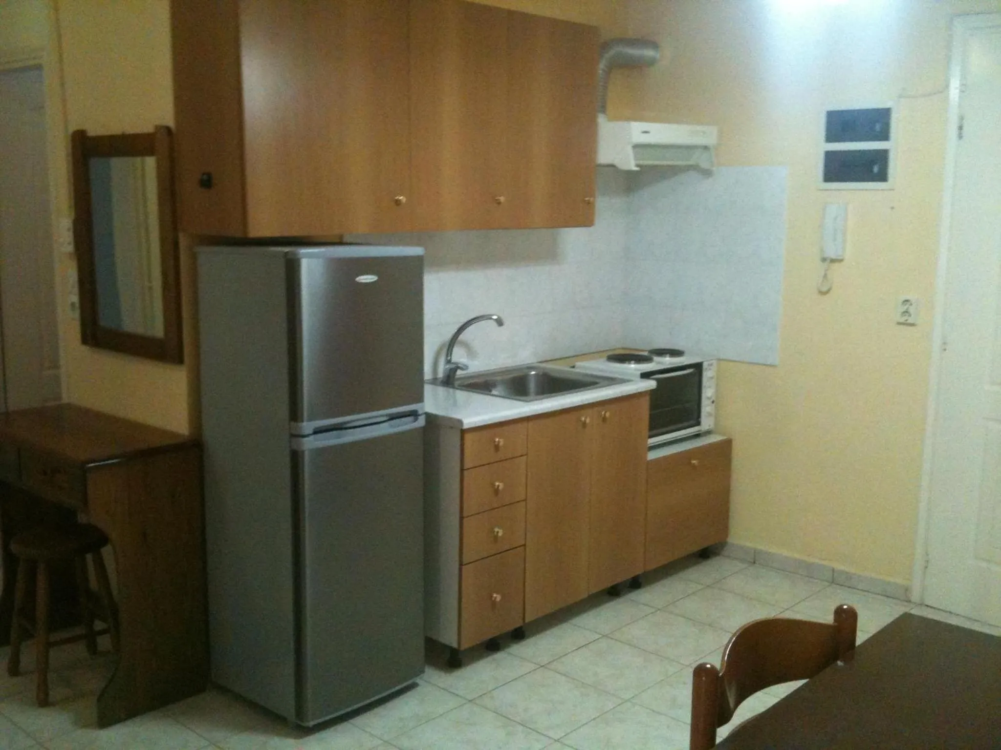 Kitchen or kitchenette in Petros Studios