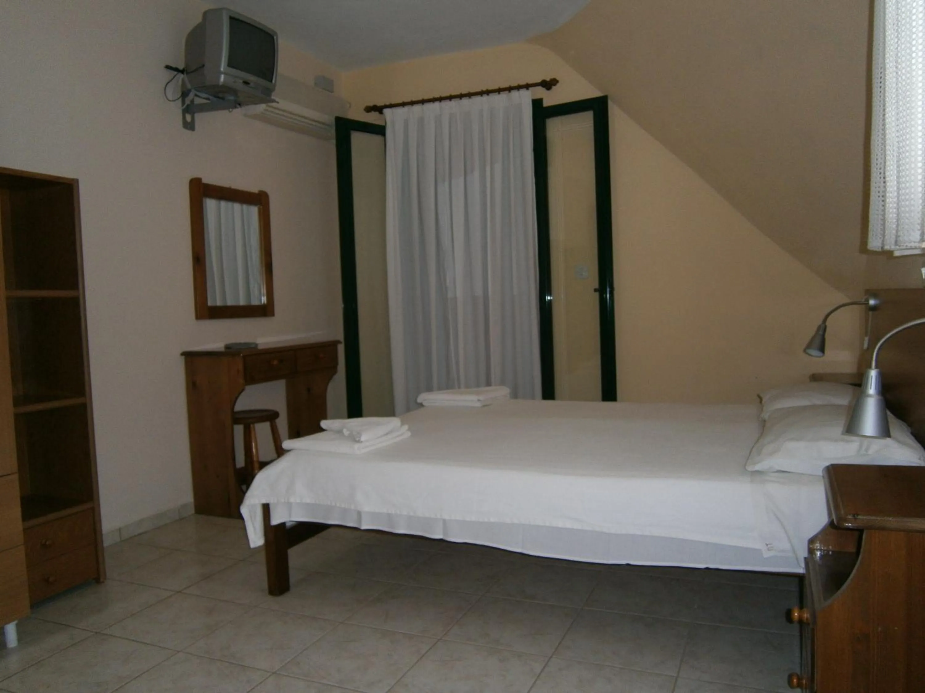 TV and multimedia, Bed in Petros Studios