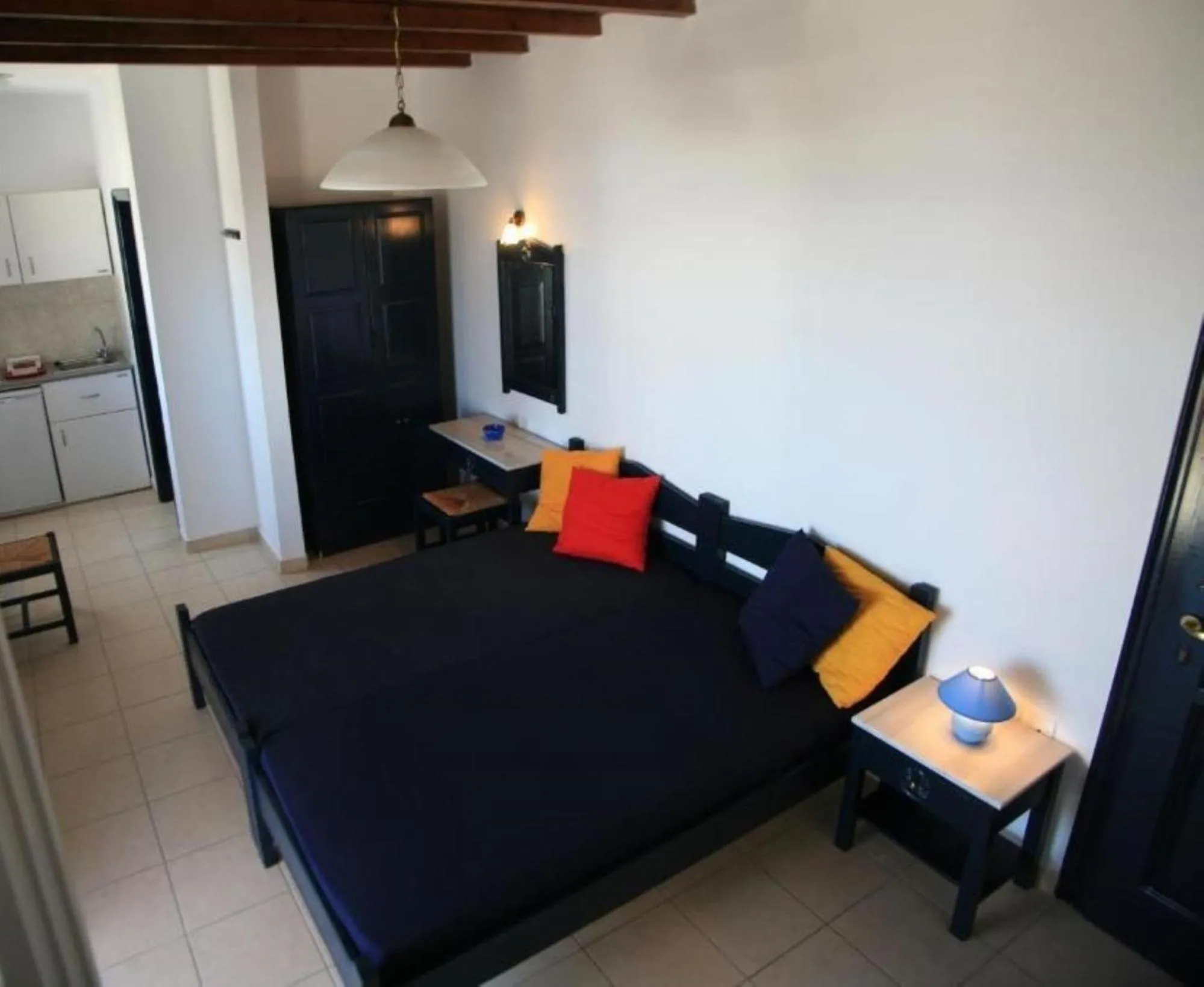 Photo of the whole room, Bed in Elisso's Philoxenia