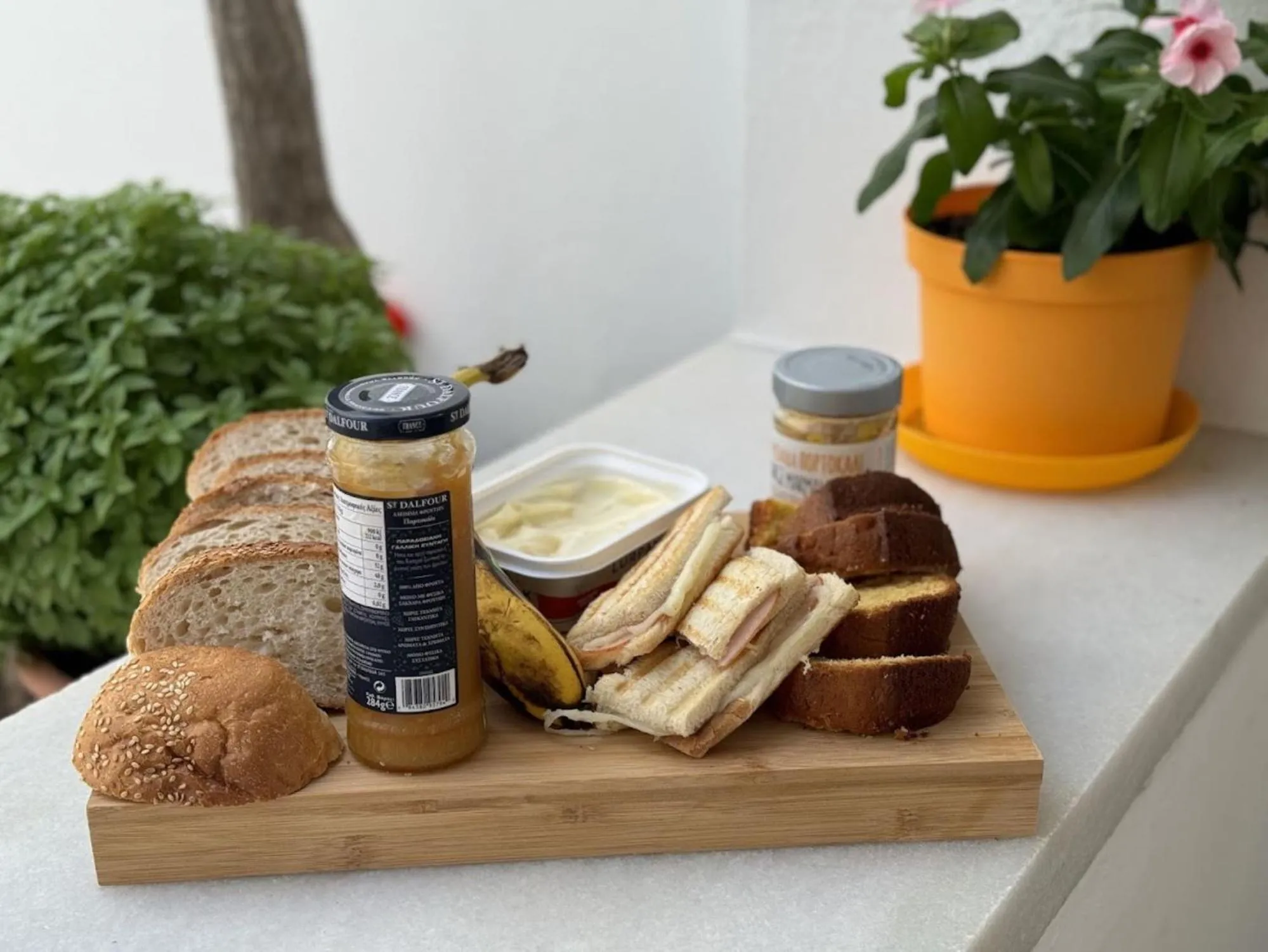 Breakfast in Elisso's Philoxenia
