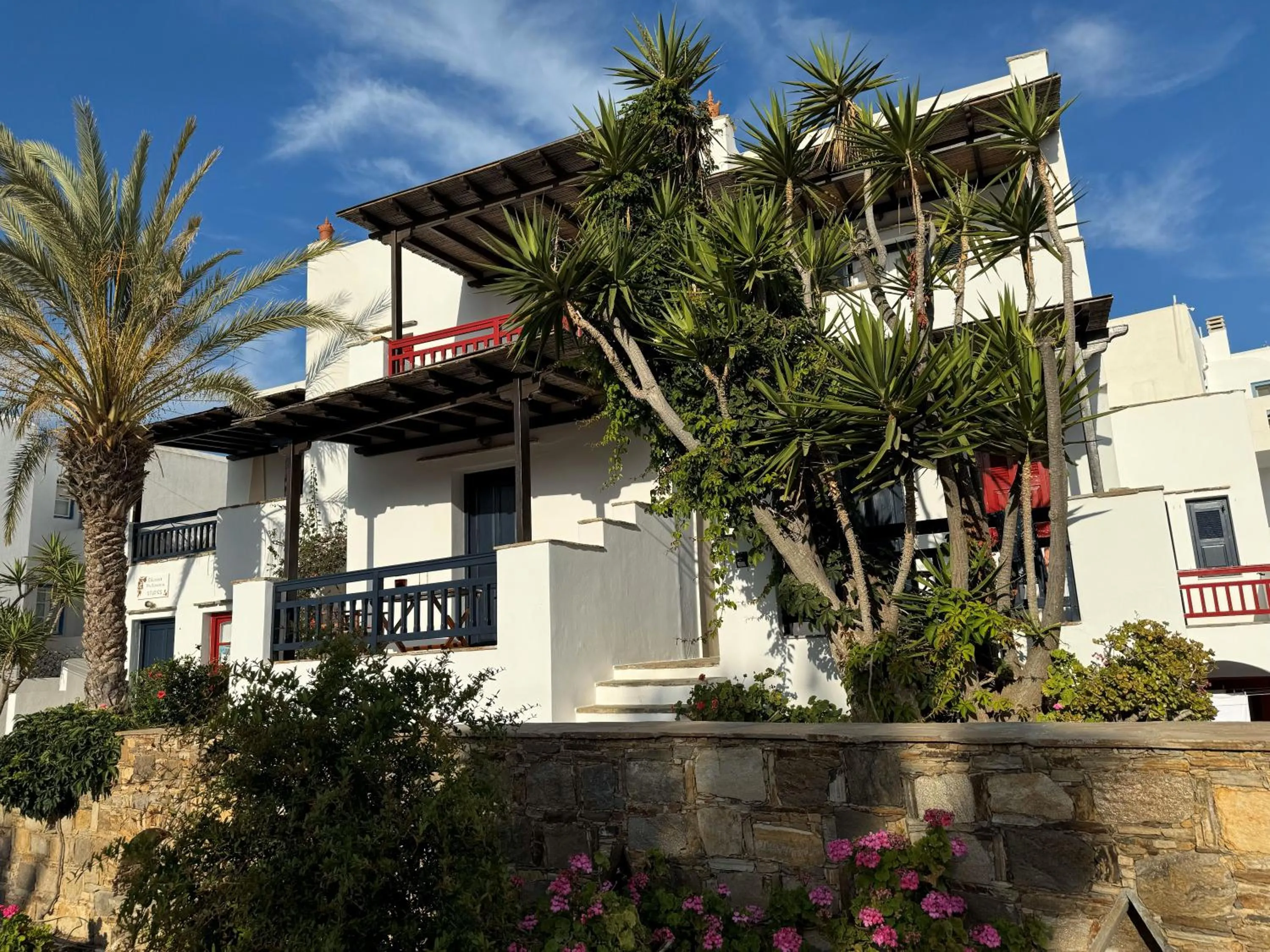 Property building in Elisso's Philoxenia