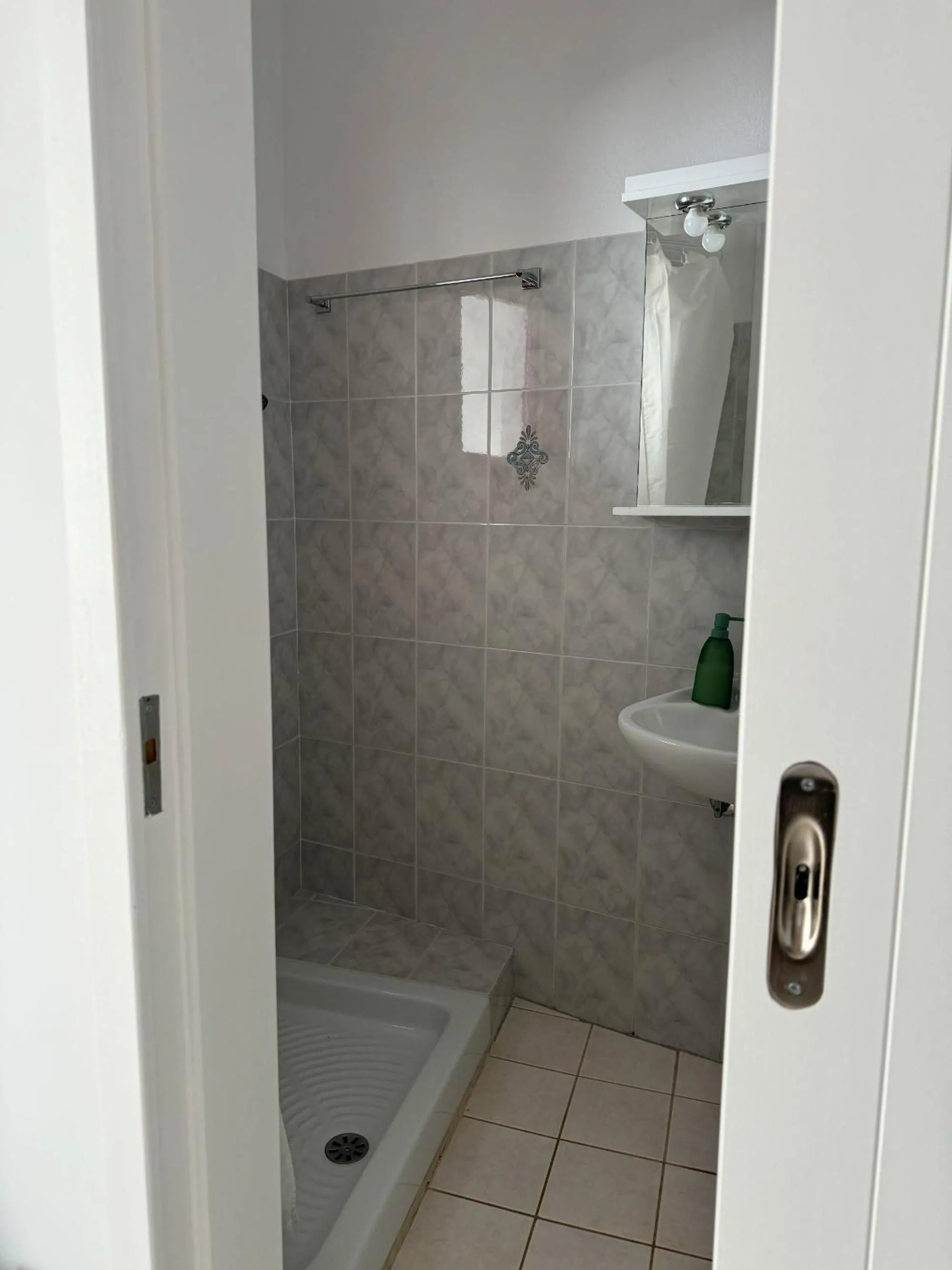 Bathroom in Elisso's Philoxenia