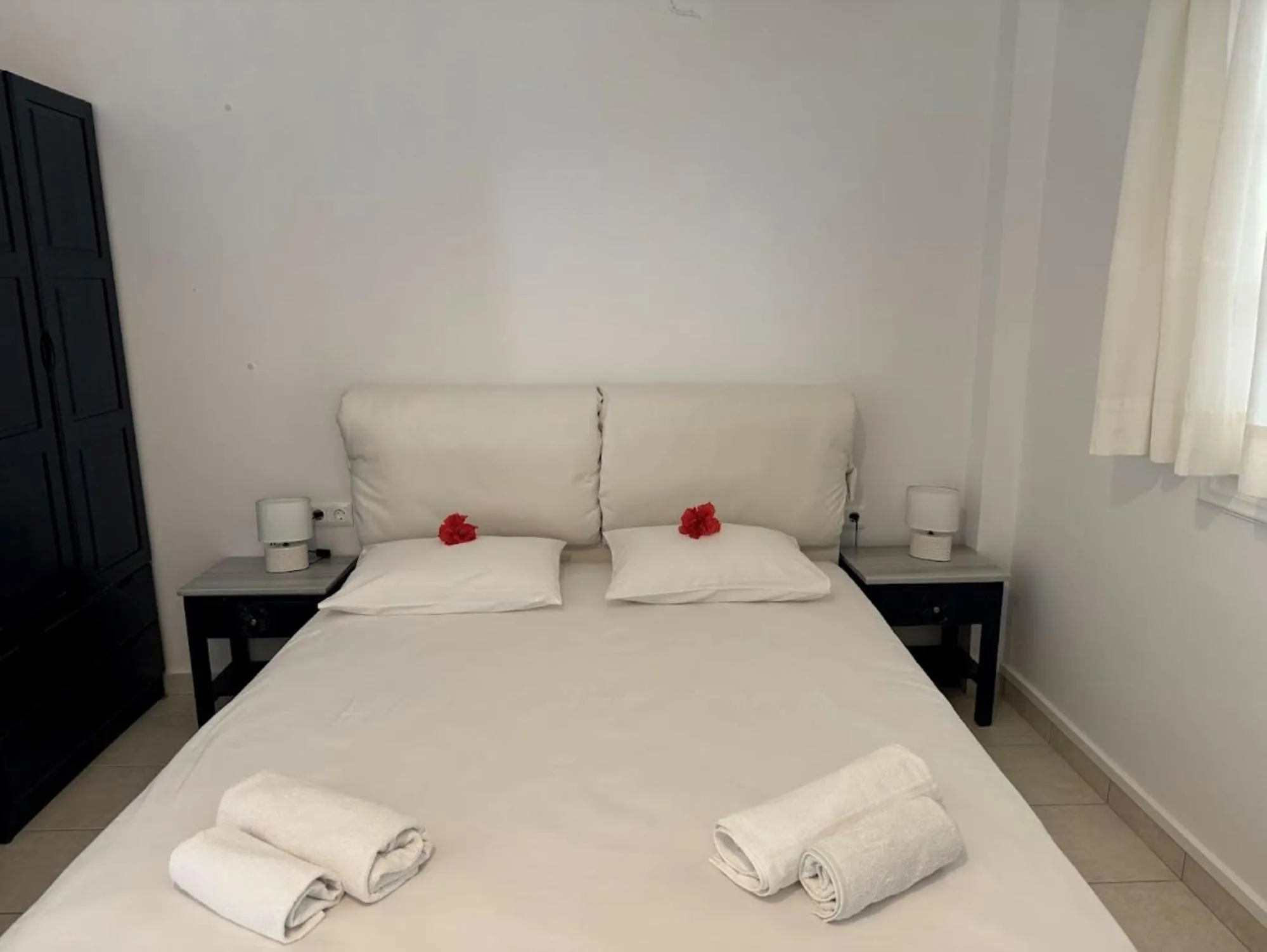 Photo of the whole room, Bed in Elisso's Philoxenia