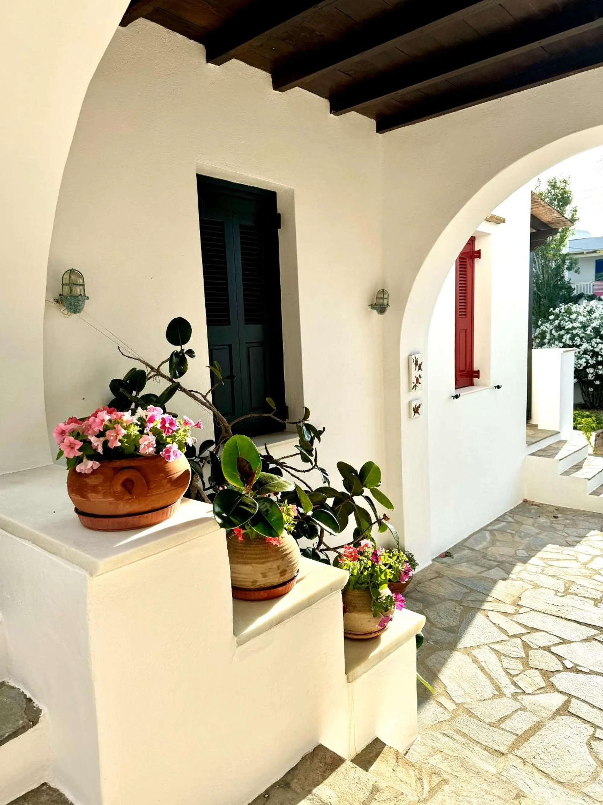 Property building in Elisso's Philoxenia