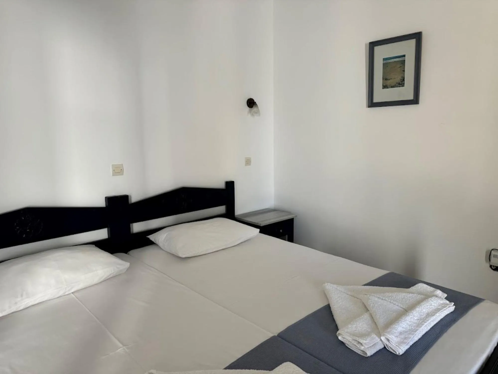 Photo of the whole room, Bed in Elisso's Philoxenia