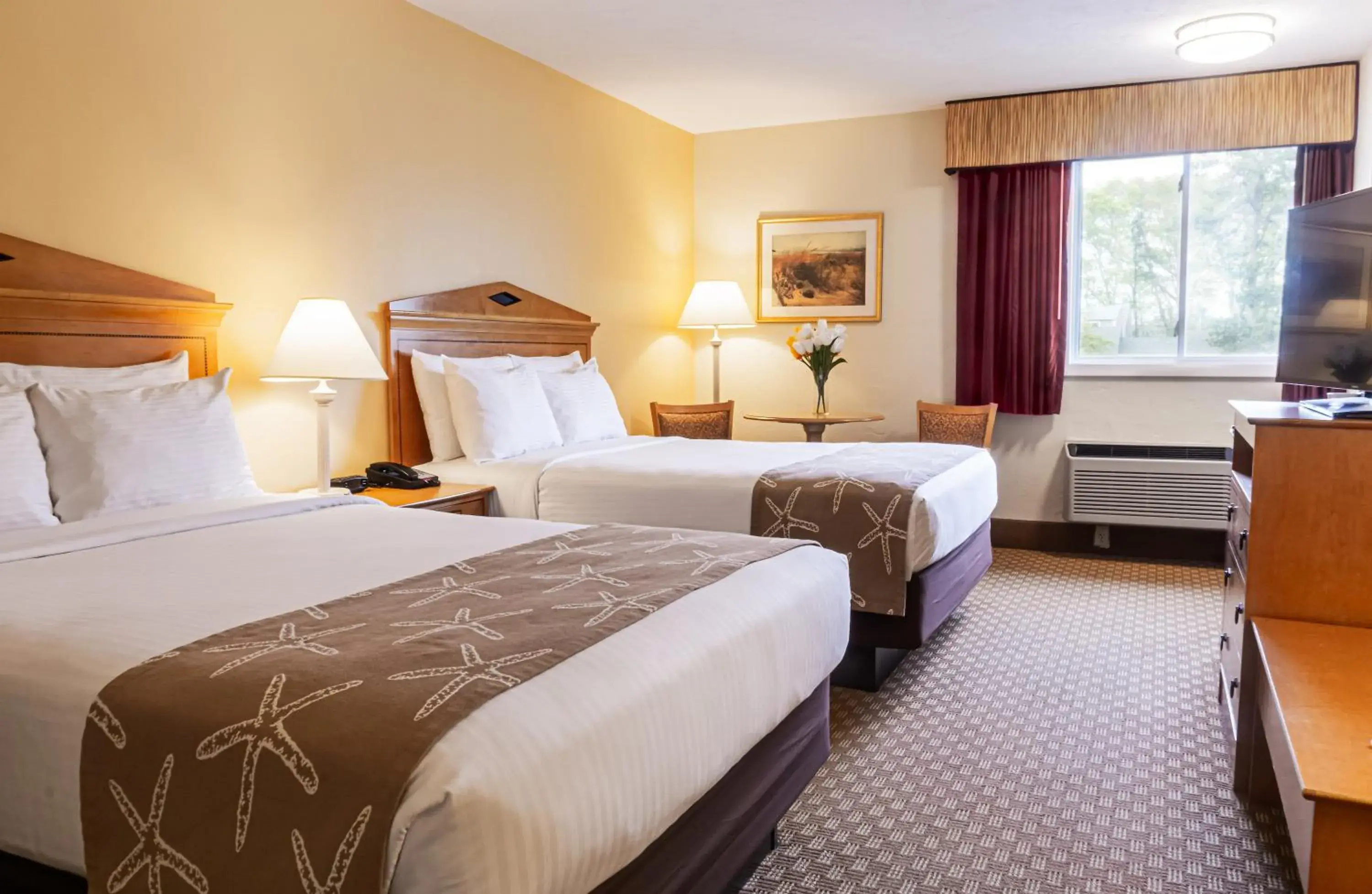 Bed in Bayside Resort Hotel Bed in Bayside Resort Hotel