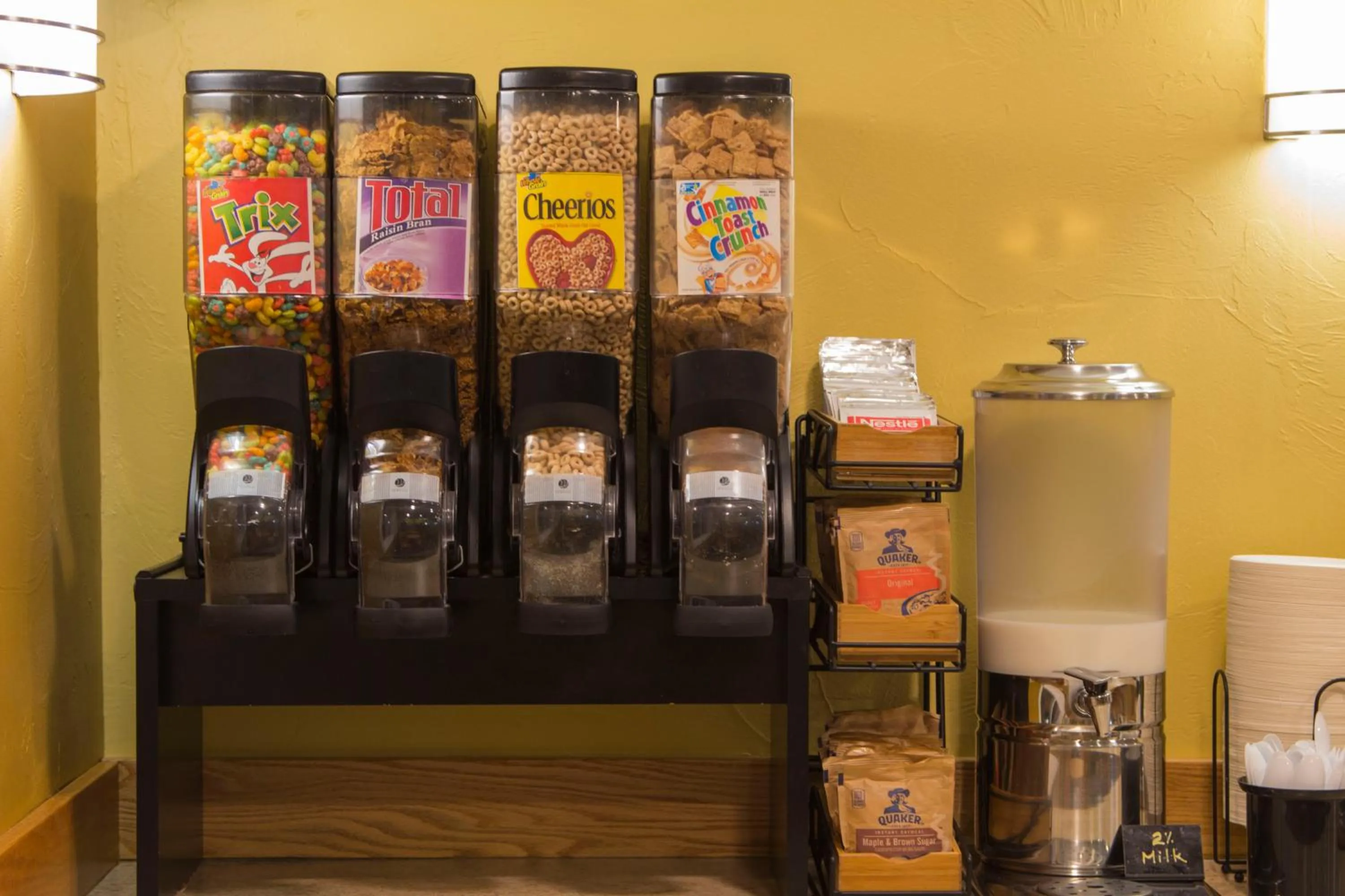 Buffet breakfast in Bayside Resort Hotel